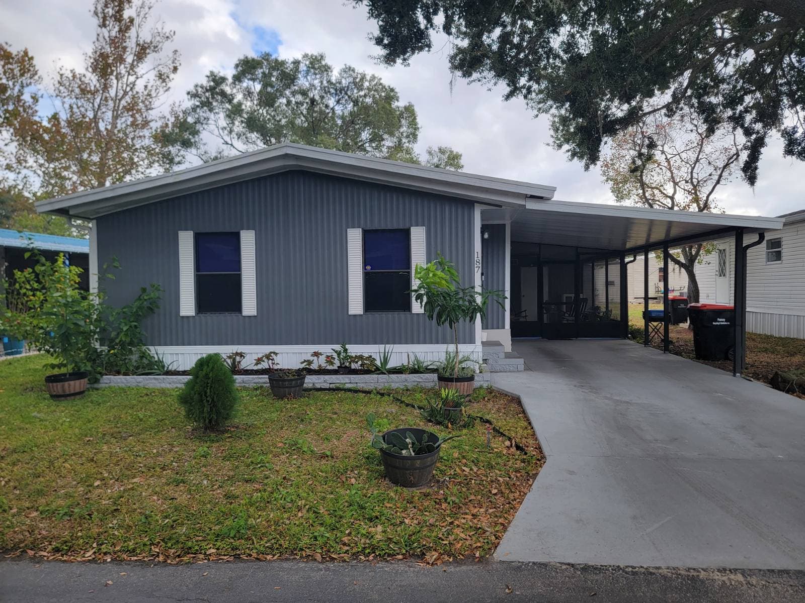 Manufactured home in Mulberry, FL 33860