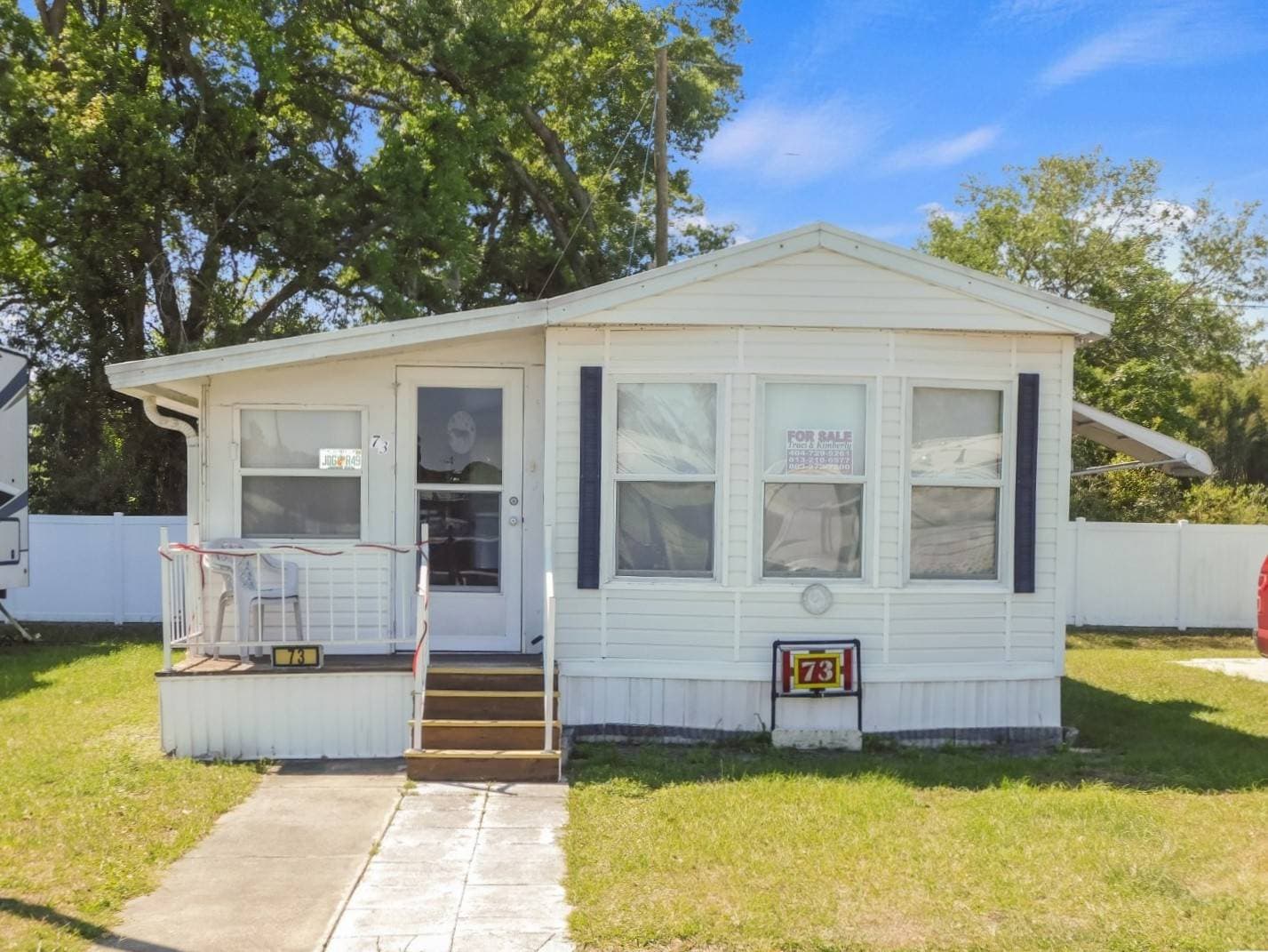 Manufactured home in Zephyrhills, FL 33541