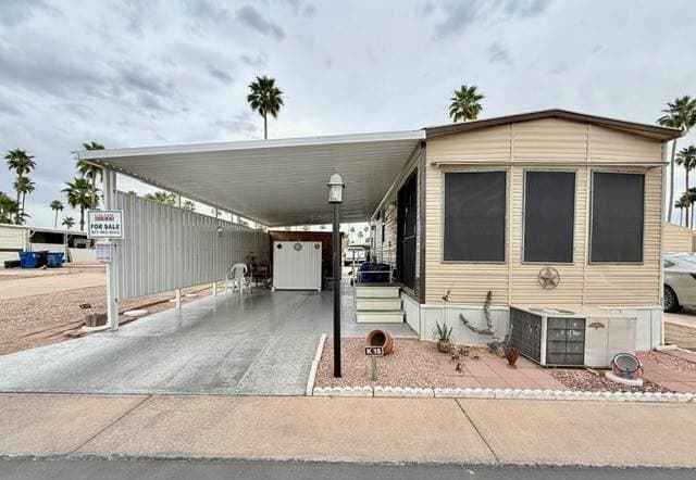 Manufactured home in Mesa, AZ 85205