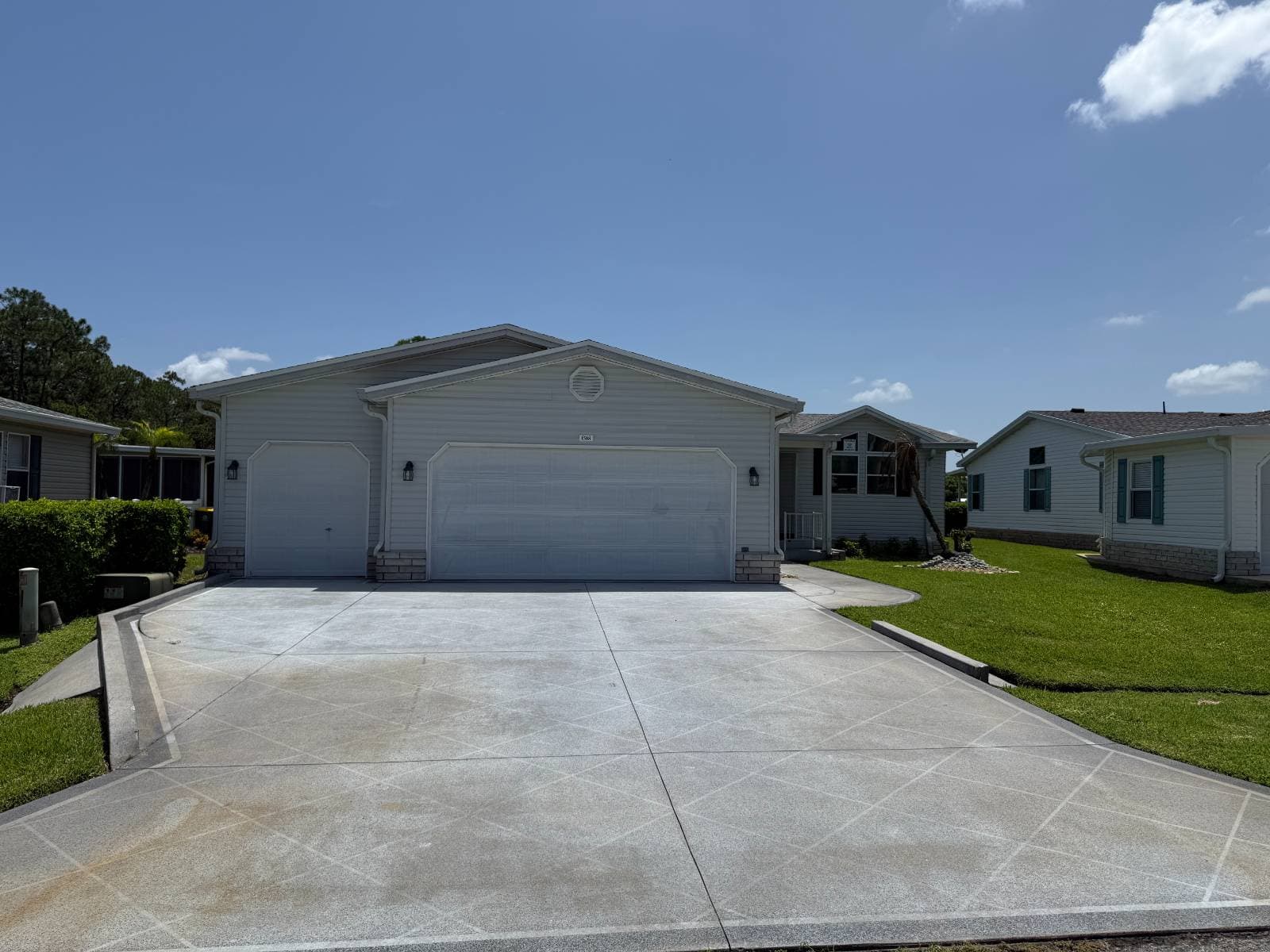 Manufactured home in Sebring, FL 33872