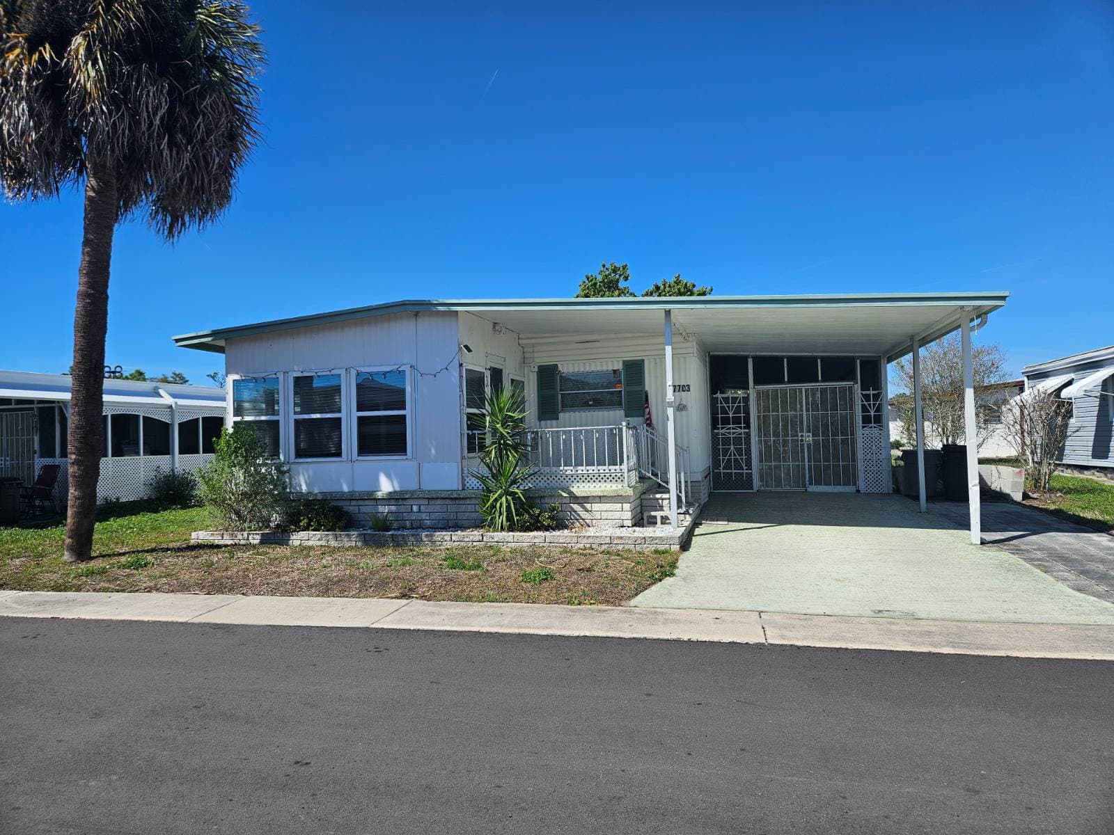 Manufactured home in Hudson, FL 34667