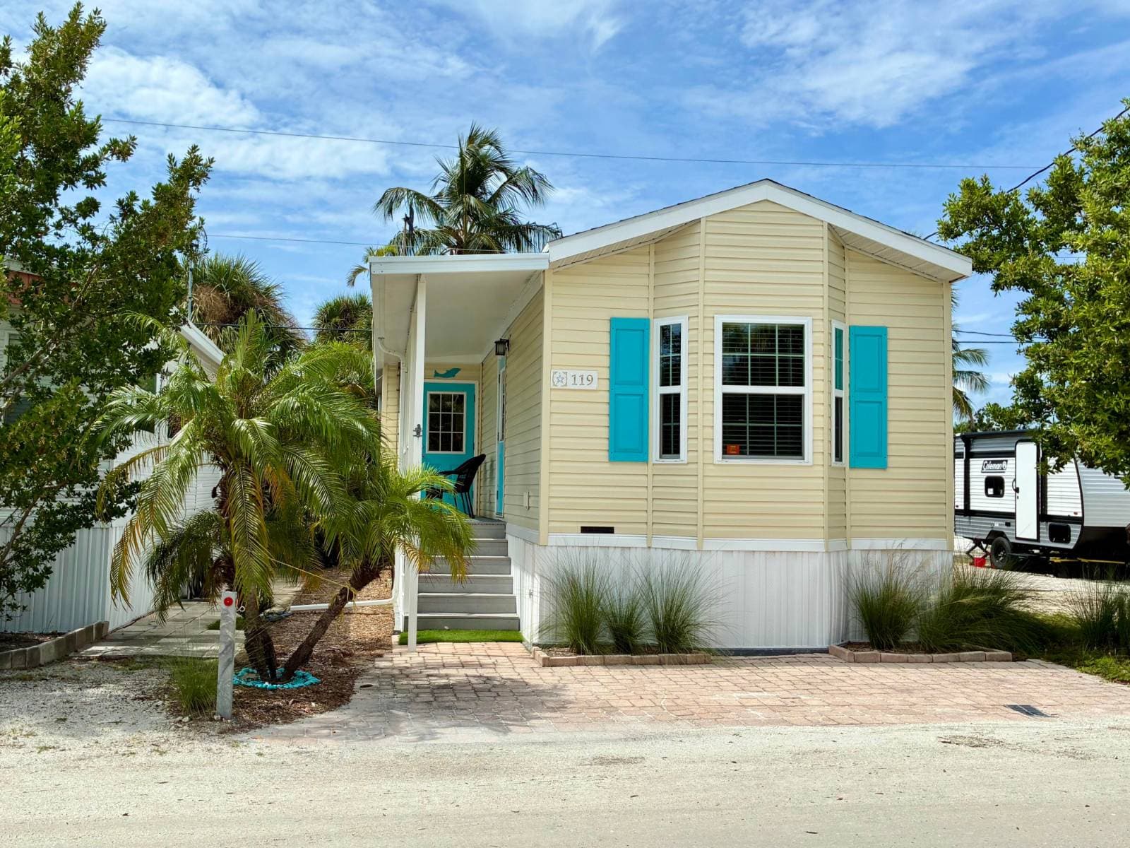 Manufactured home in Sanibel, FL 33957