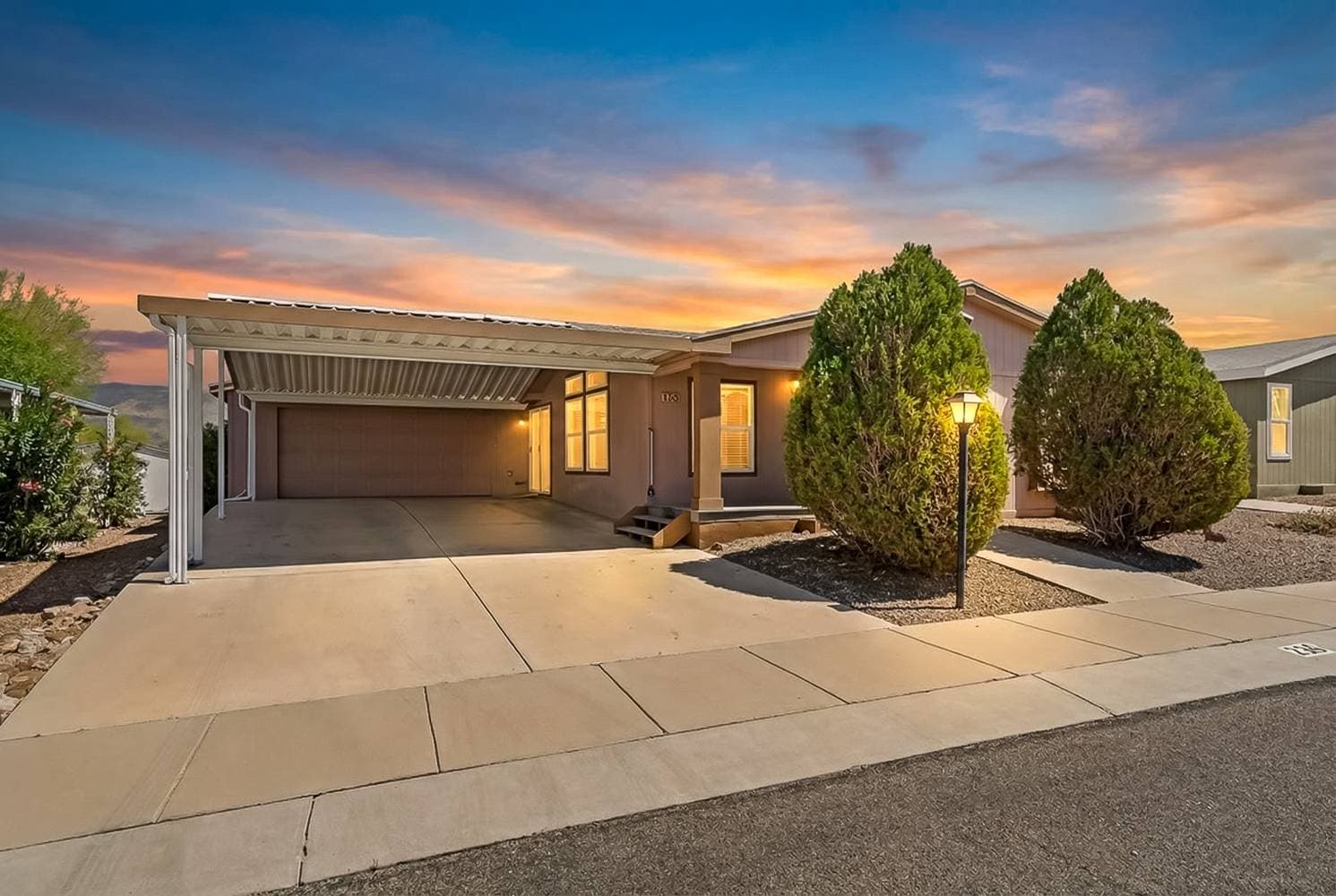 Manufactured home in Tucson, AZ 85730