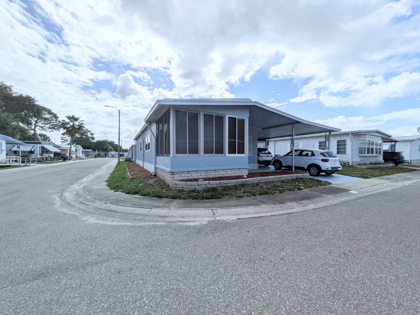 Manufactured home in Clearwater, FL 33762