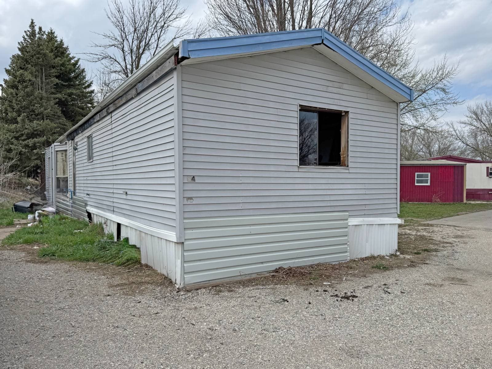 Manufactured home in Storm Lake, IA 50588