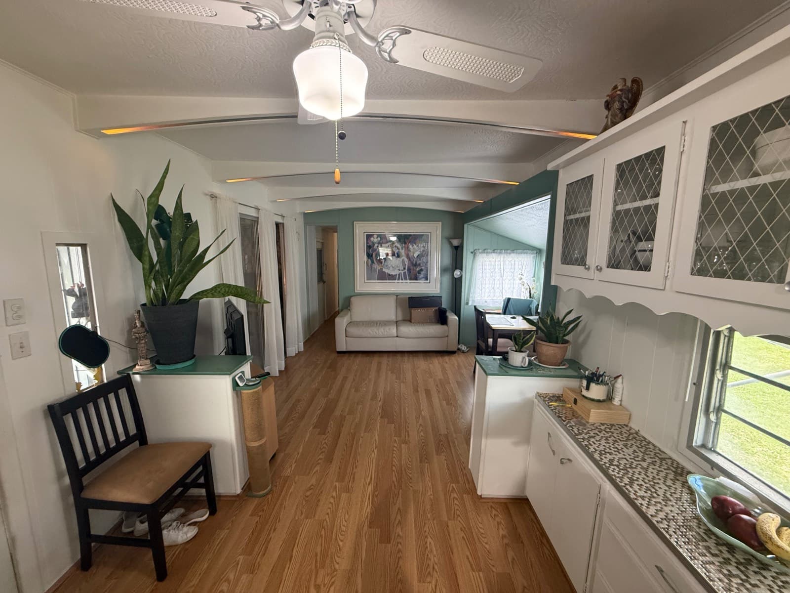 Manufactured home in Hallandale Beach, FL 33009