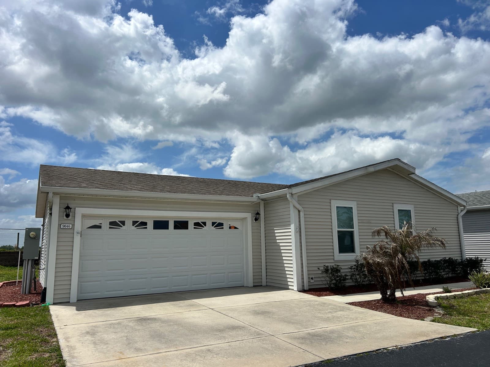 Manufactured home in Dade City, FL 33525