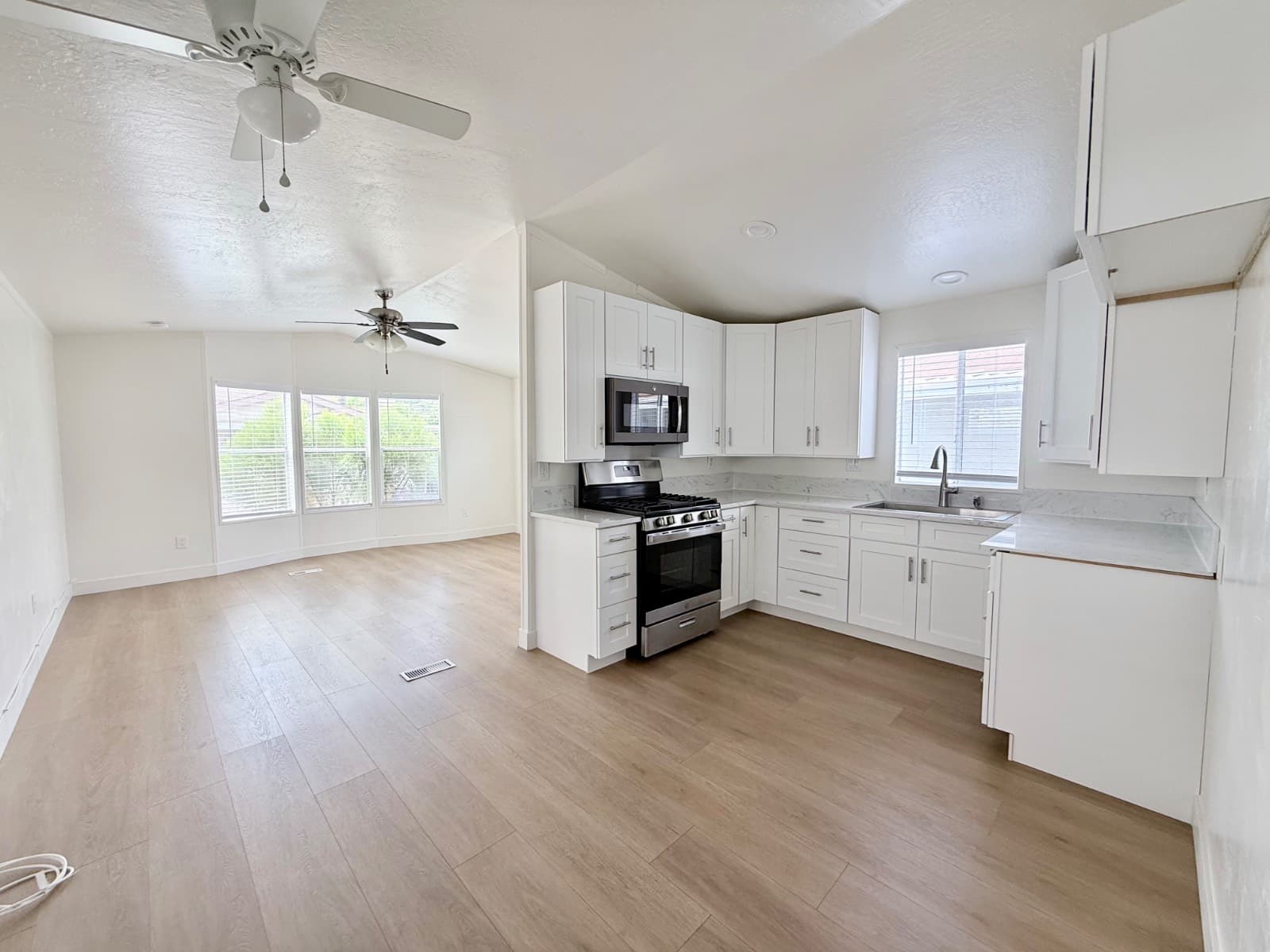 Manufactured home in El Cajon, CA 92021