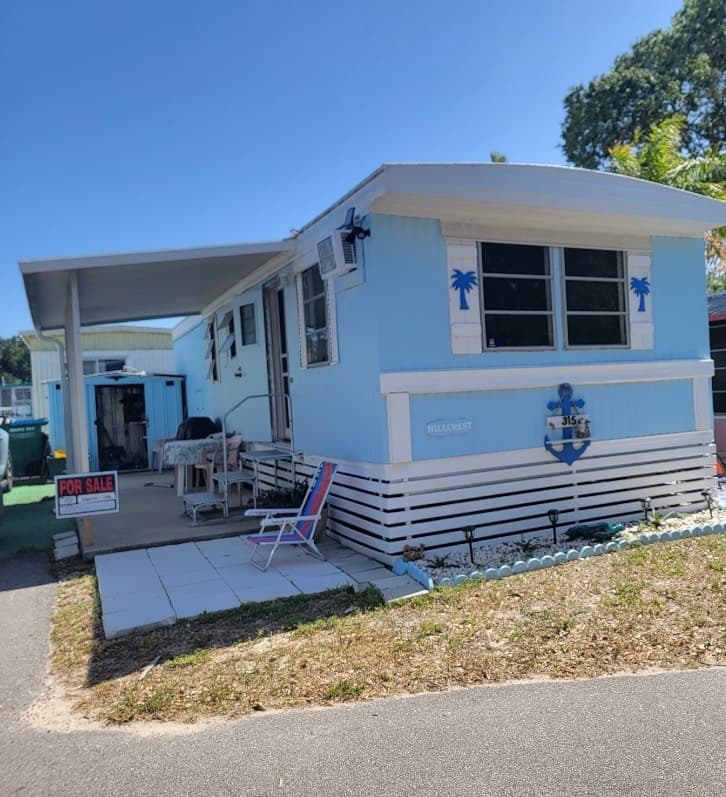Manufactured home in Cape Canaveral, FL 32920