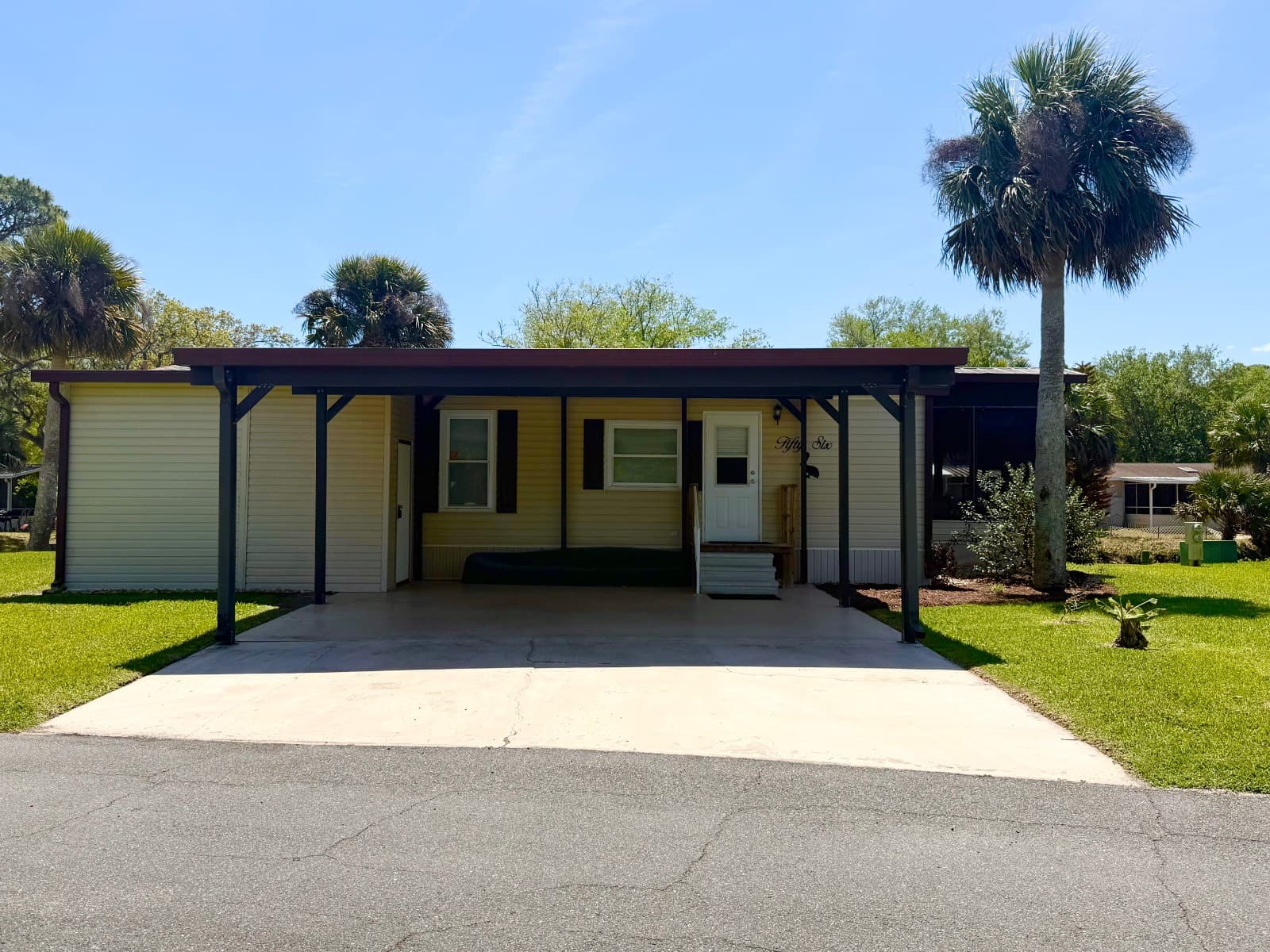 Manufactured home in Flagler Beach, FL 32136
