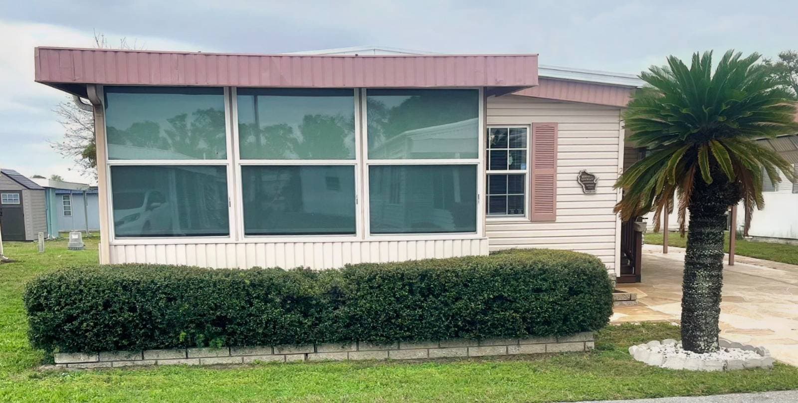 Manufactured home in Largo, FL 33771