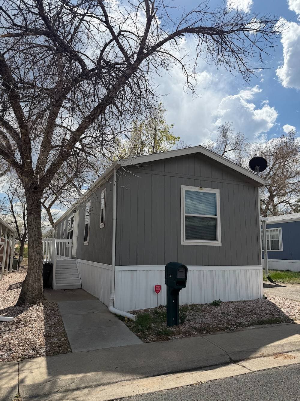 Manufactured home in Boulder, CO 80304