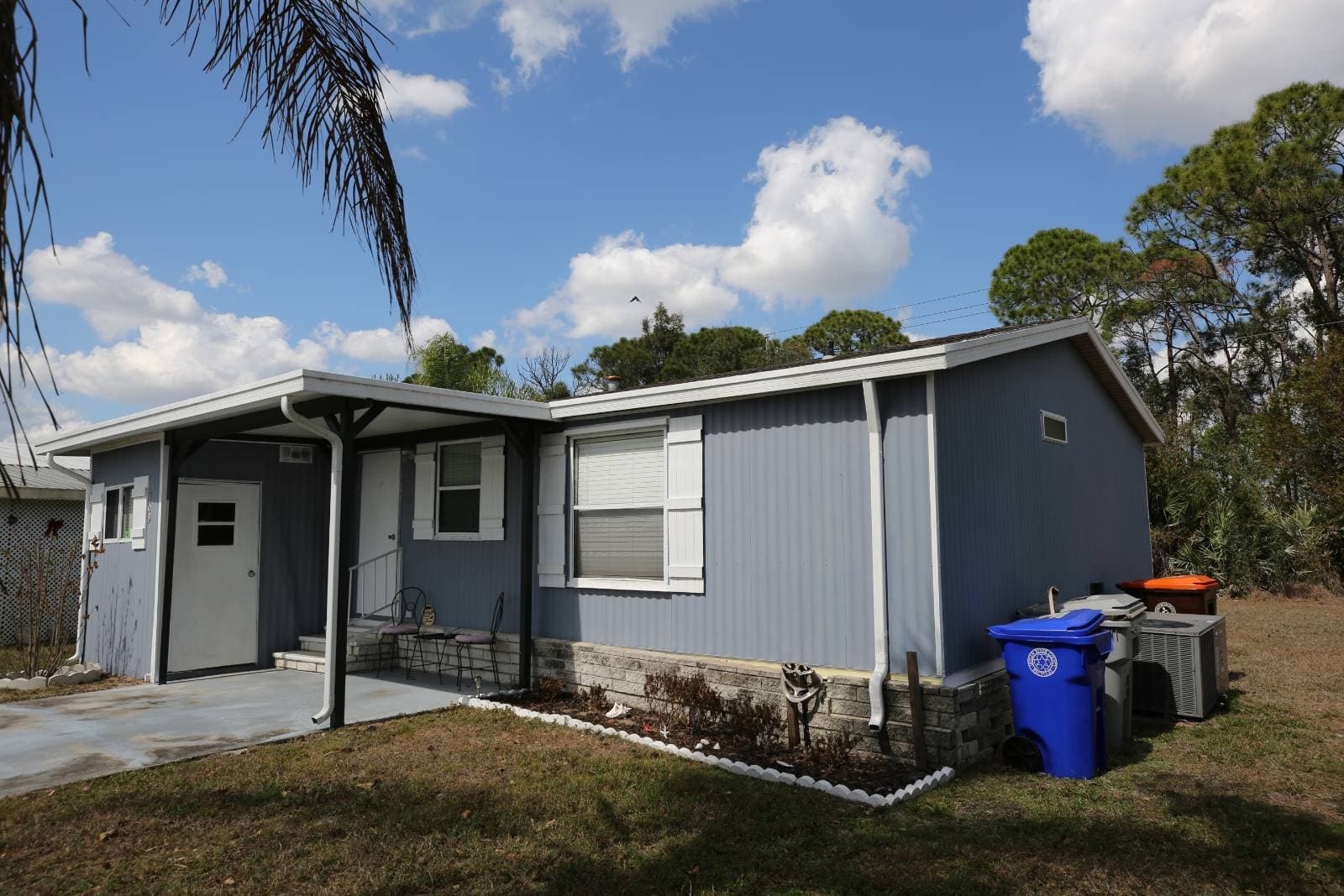 Manufactured home in VERO BEACH, FL 32966