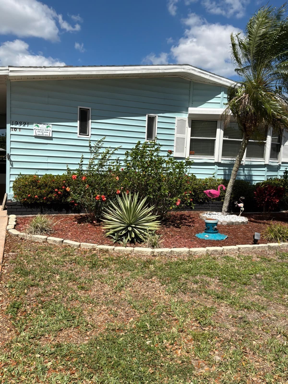 Manufactured home in North Fort Myers, FL 33903