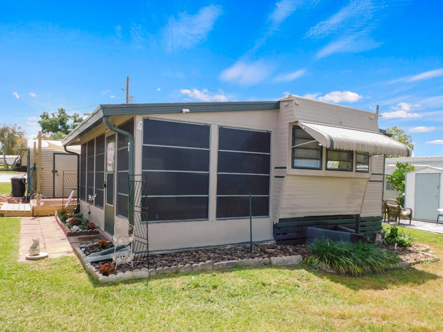 Manufactured home in Dade City, FL 33525