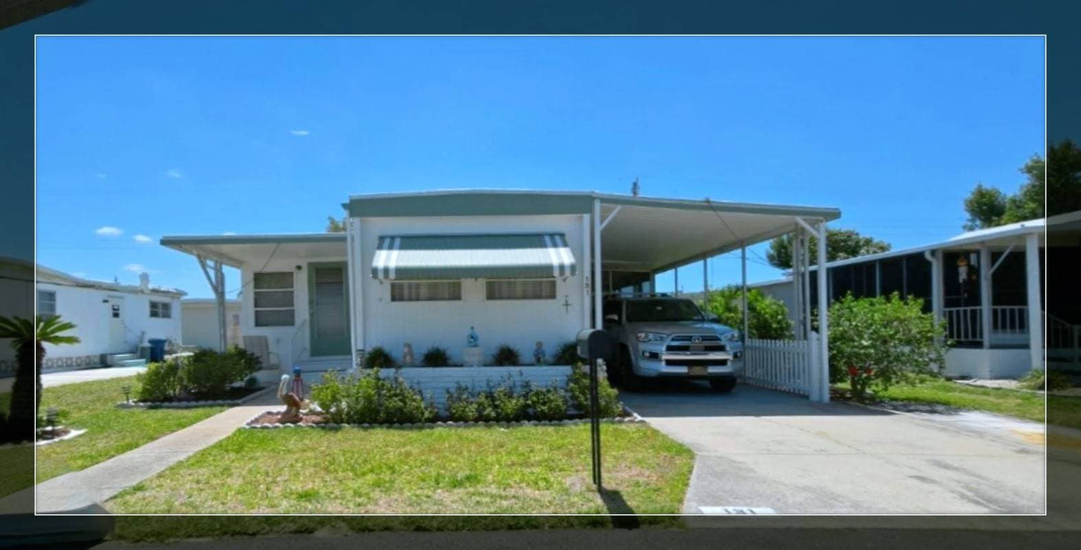 Manufactured home in Nokomis, FL 34275