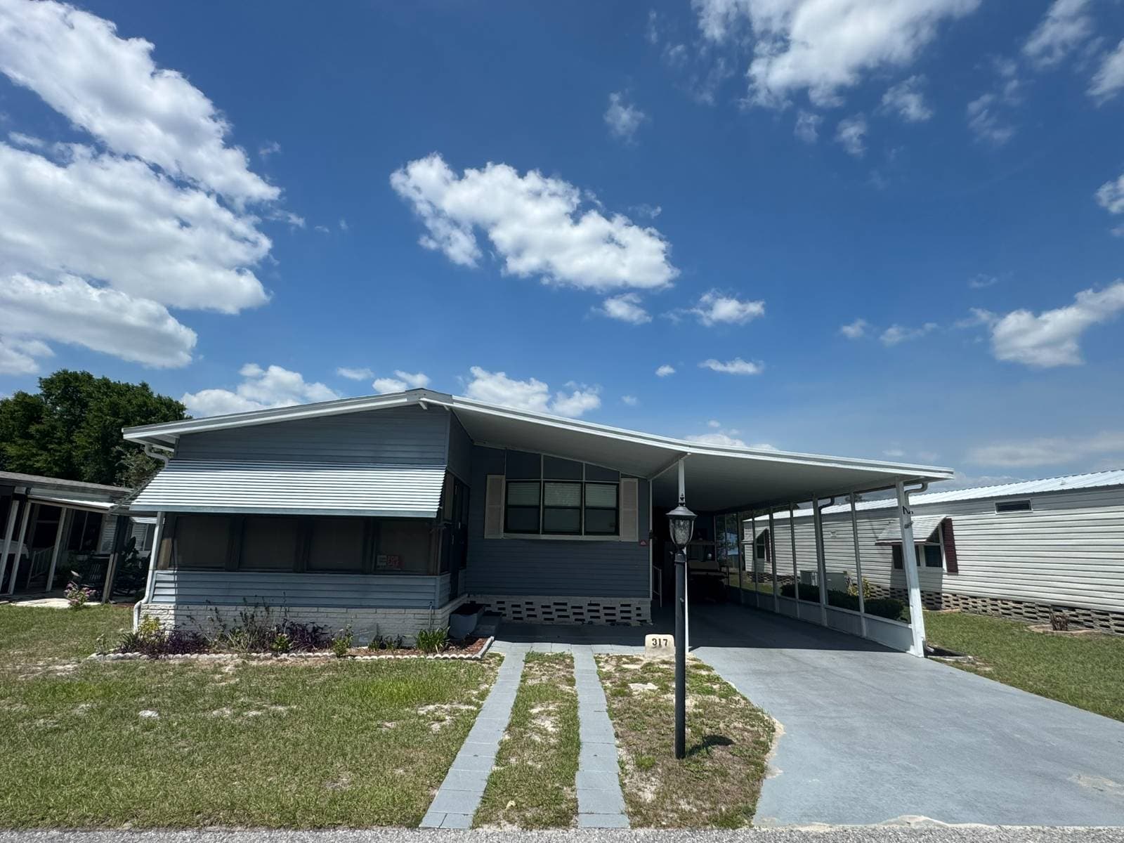 Manufactured home in Mulberry, FL 33860