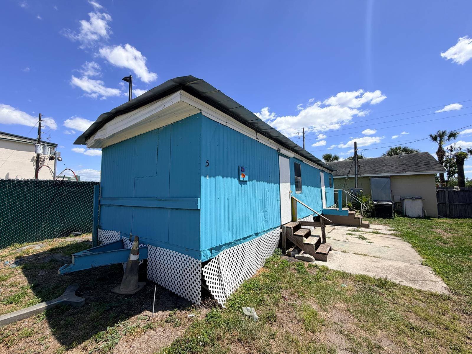Manufactured home in Orlando, FL 32805