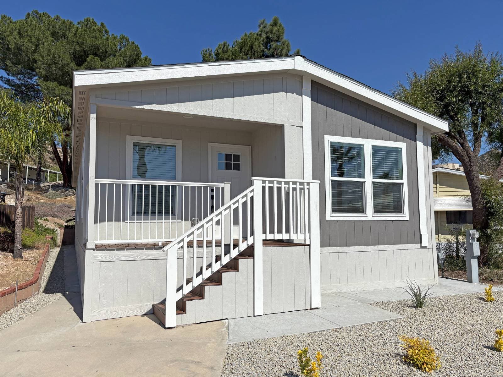 Manufactured home in Hemet, CA 92543
