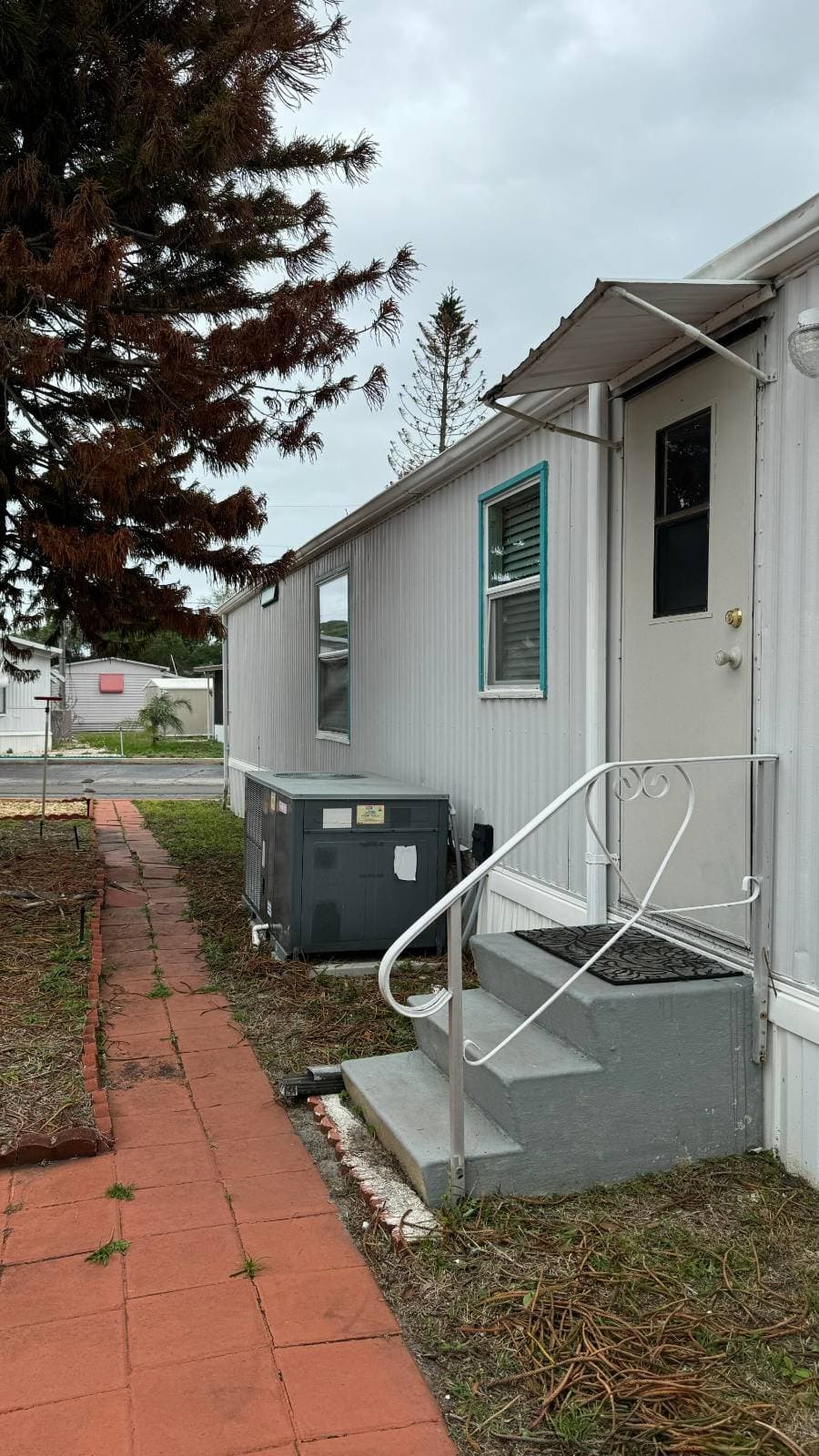 Manufactured home in Titusville, FL 32796