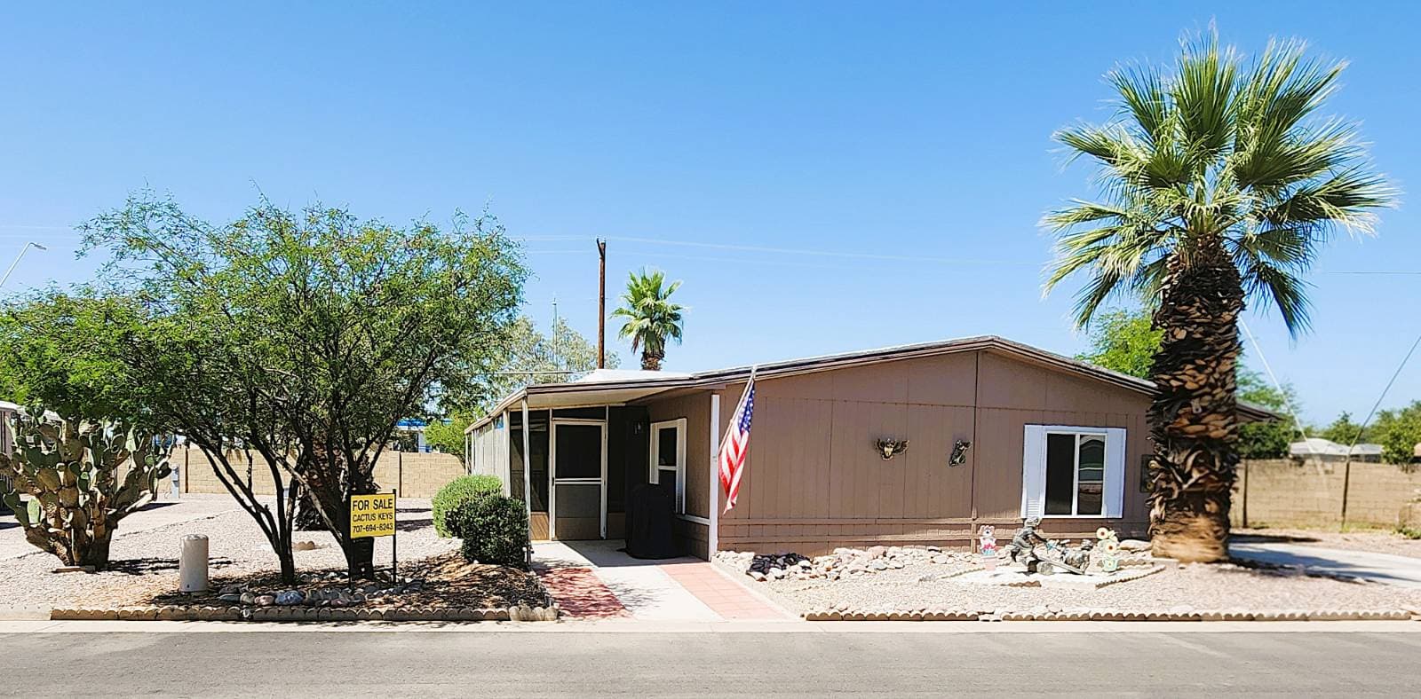 Manufactured home in Mesa, AZ 85206