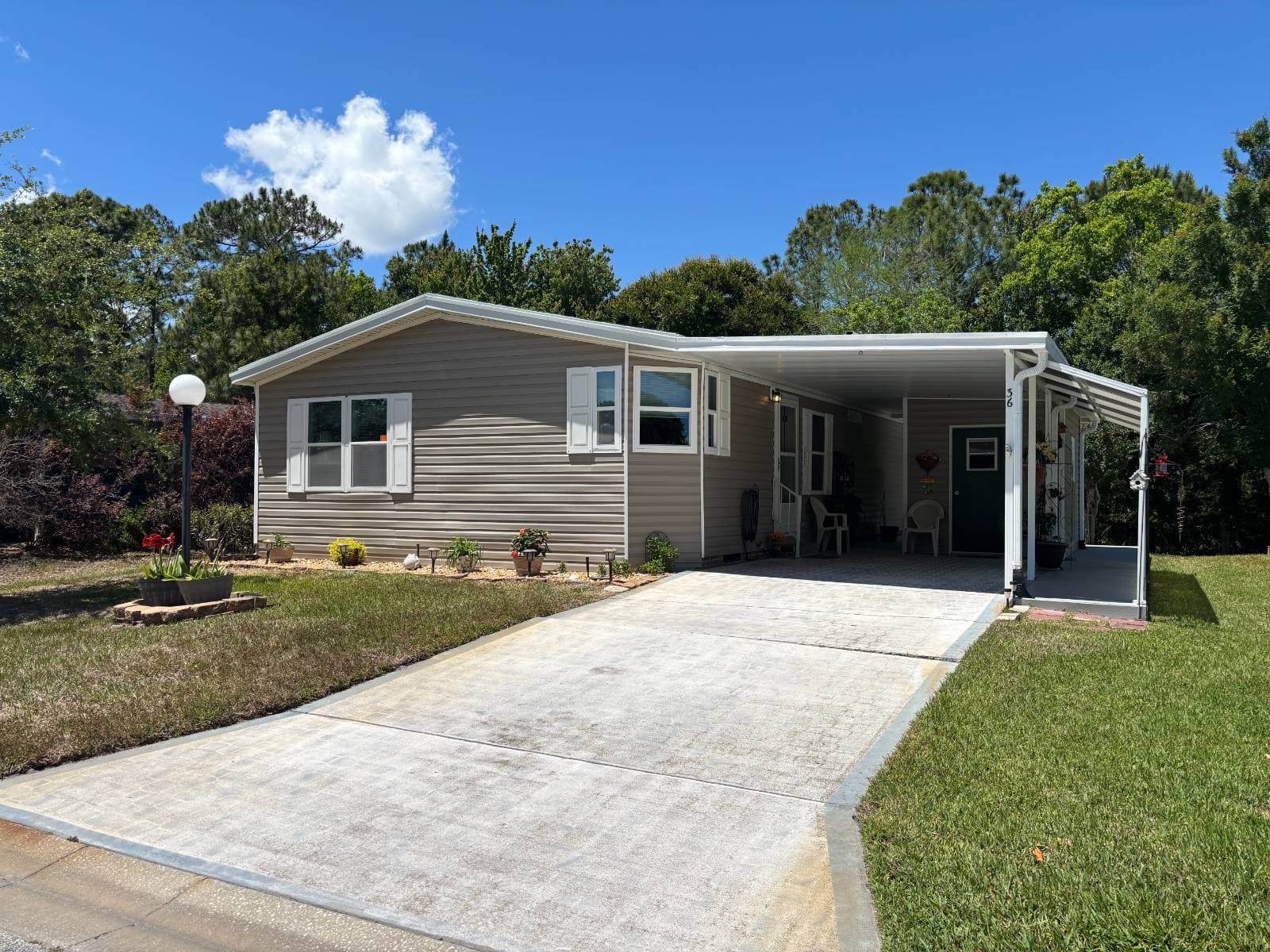Manufactured home in Ormond Beach, FL 32174