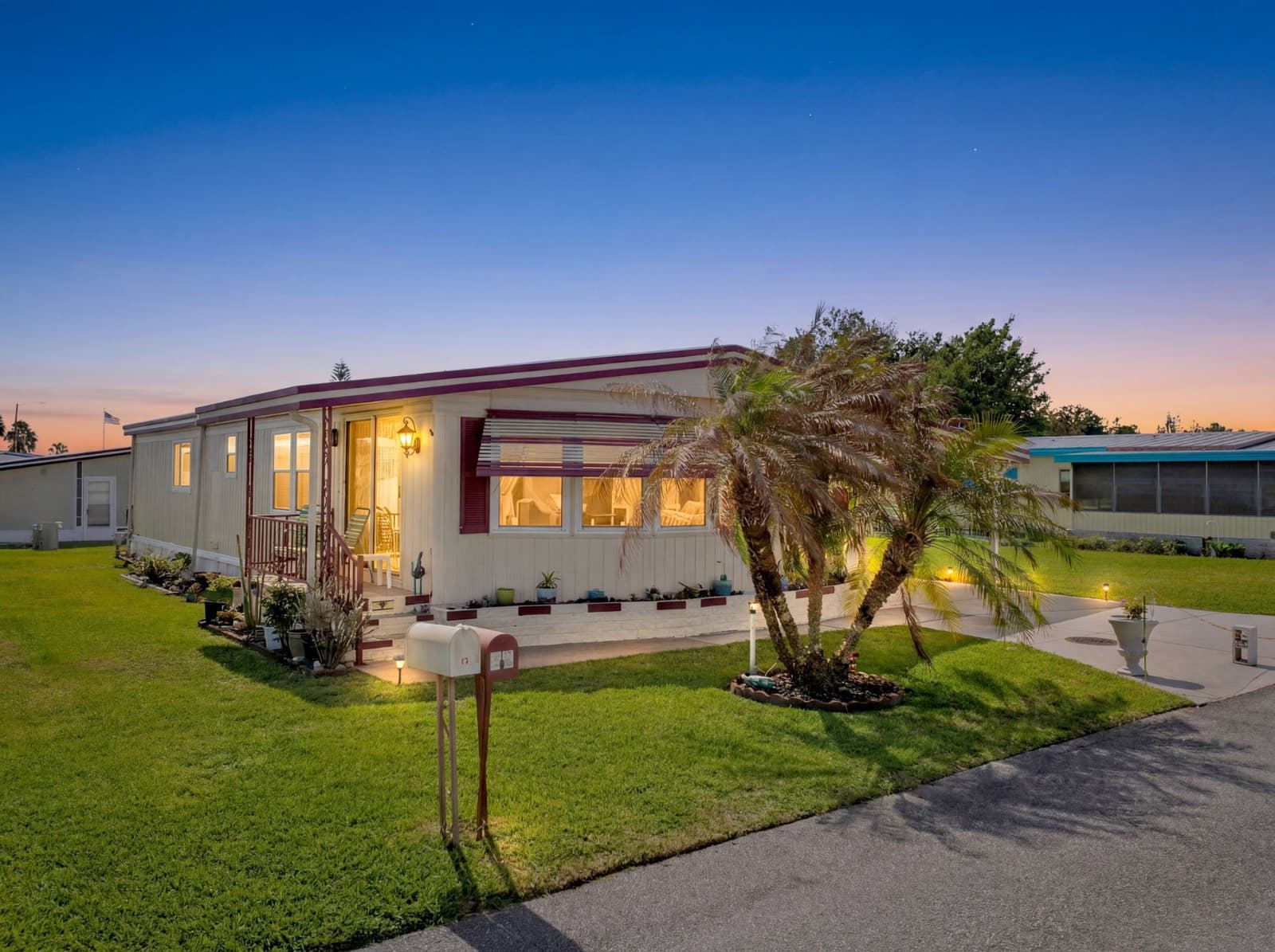 Manufactured home in Haines City, FL 33844