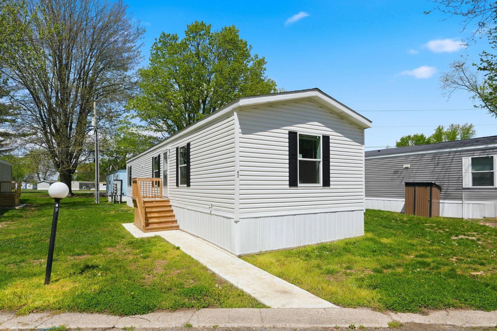 Manufactured home in Warsaw, IN 46582