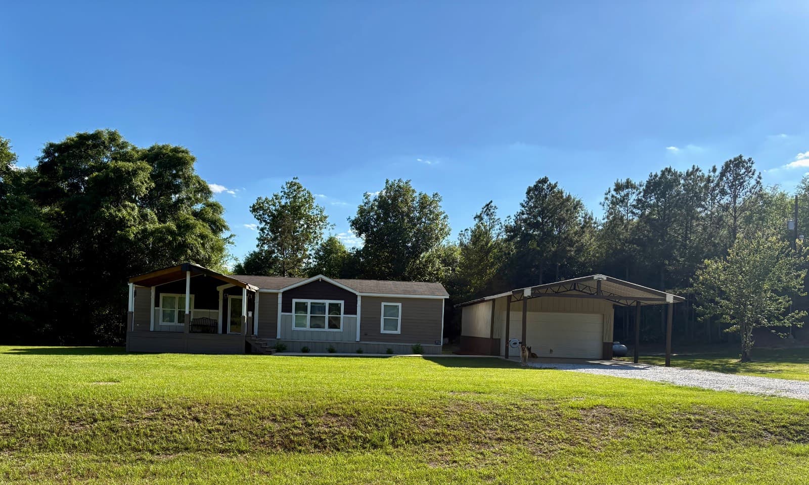 Manufactured home in Gilbertown, AL 36908