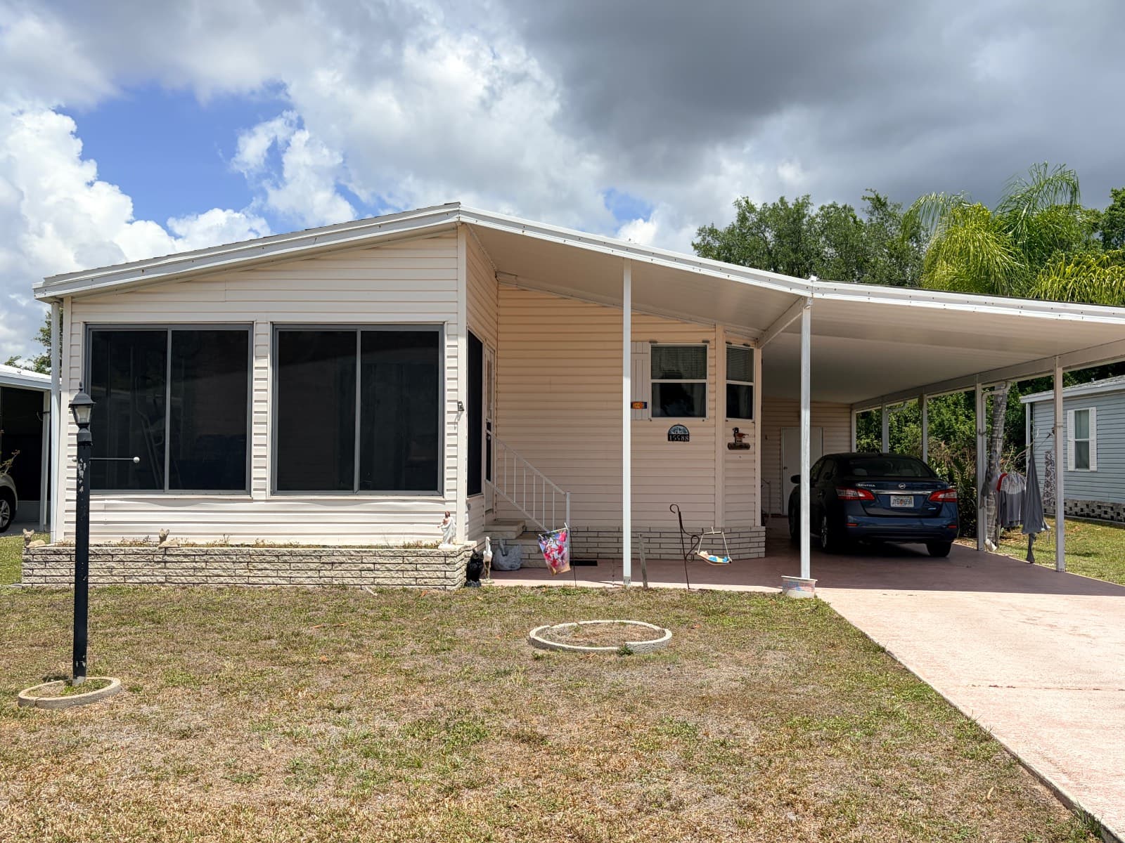Manufactured home in North Fort Myers, FL 33917