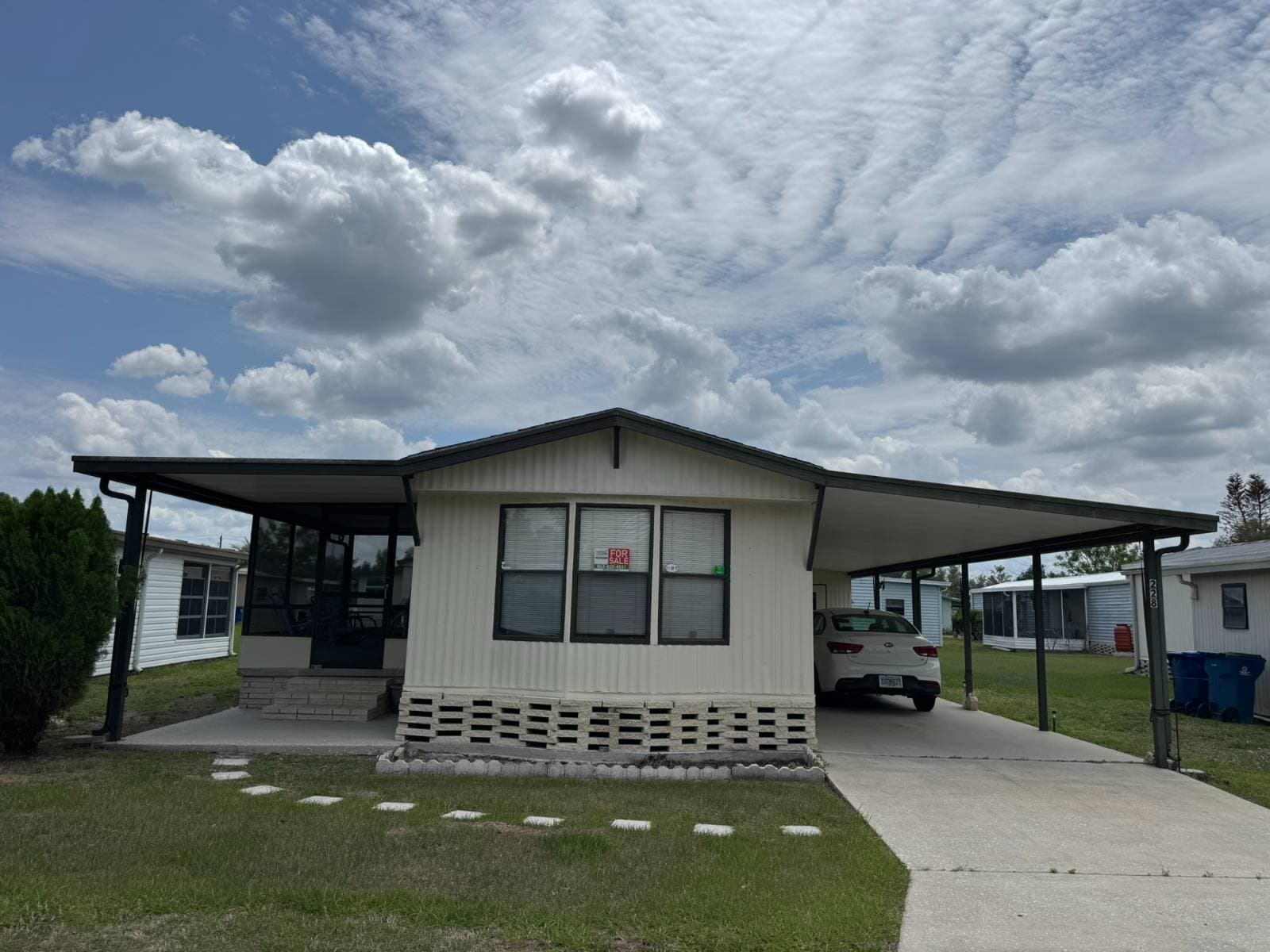 Manufactured home in Mulberry, FL 33860