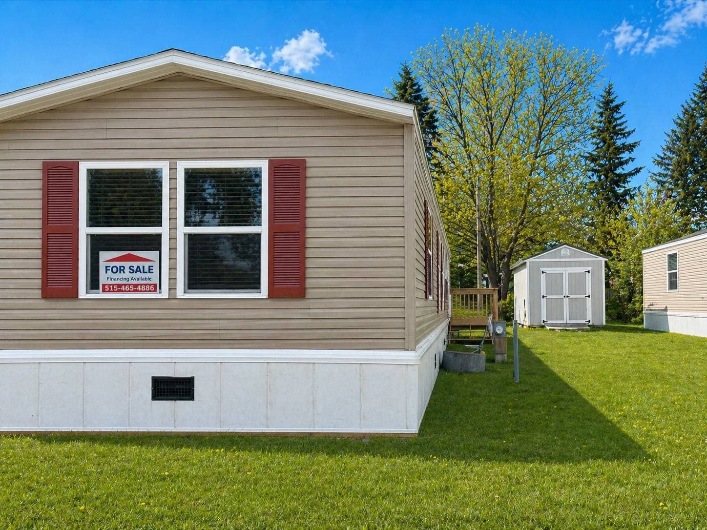 Manufactured home in Perry, IA 50220