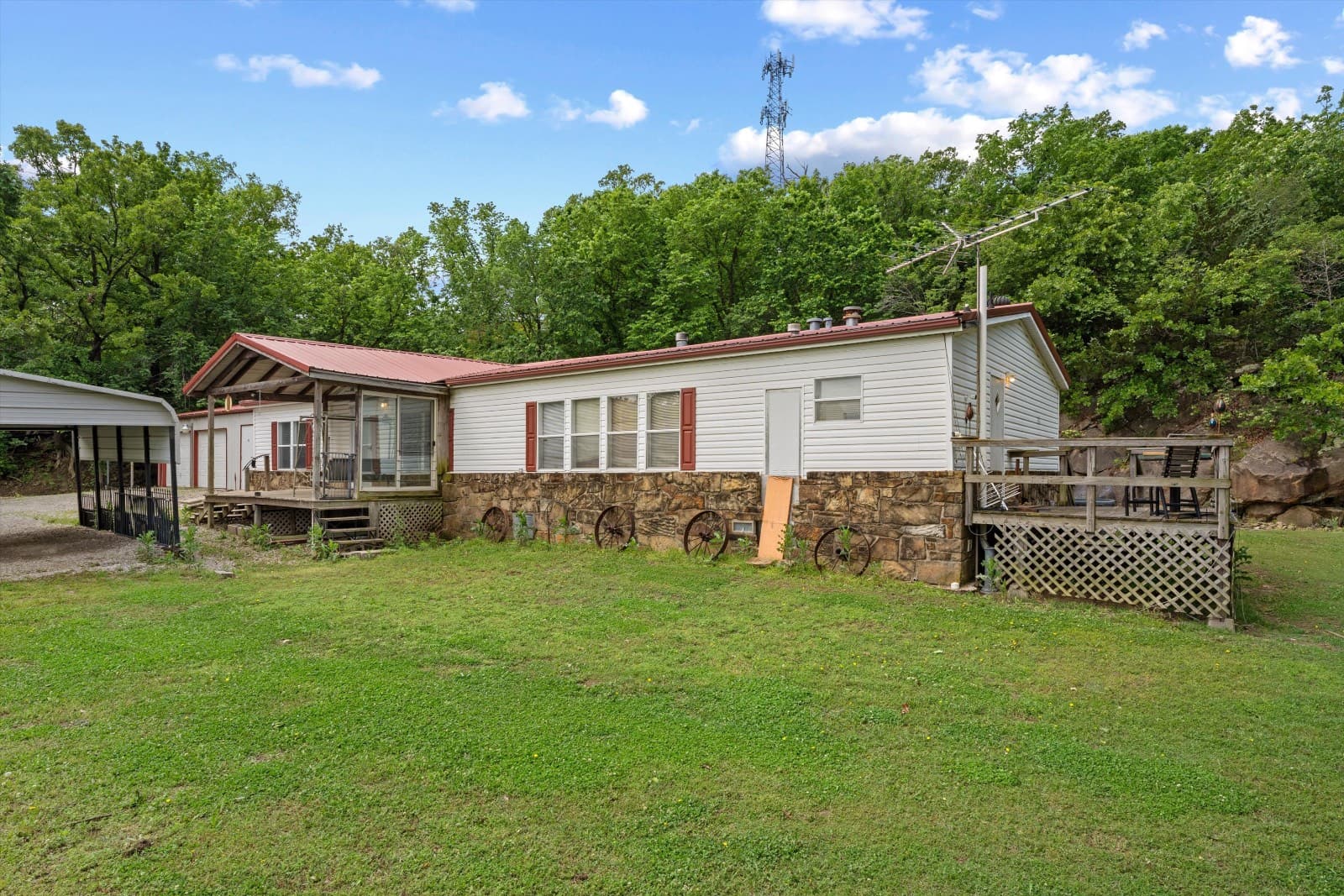Manufactured home in Barnsdall, OK 74002