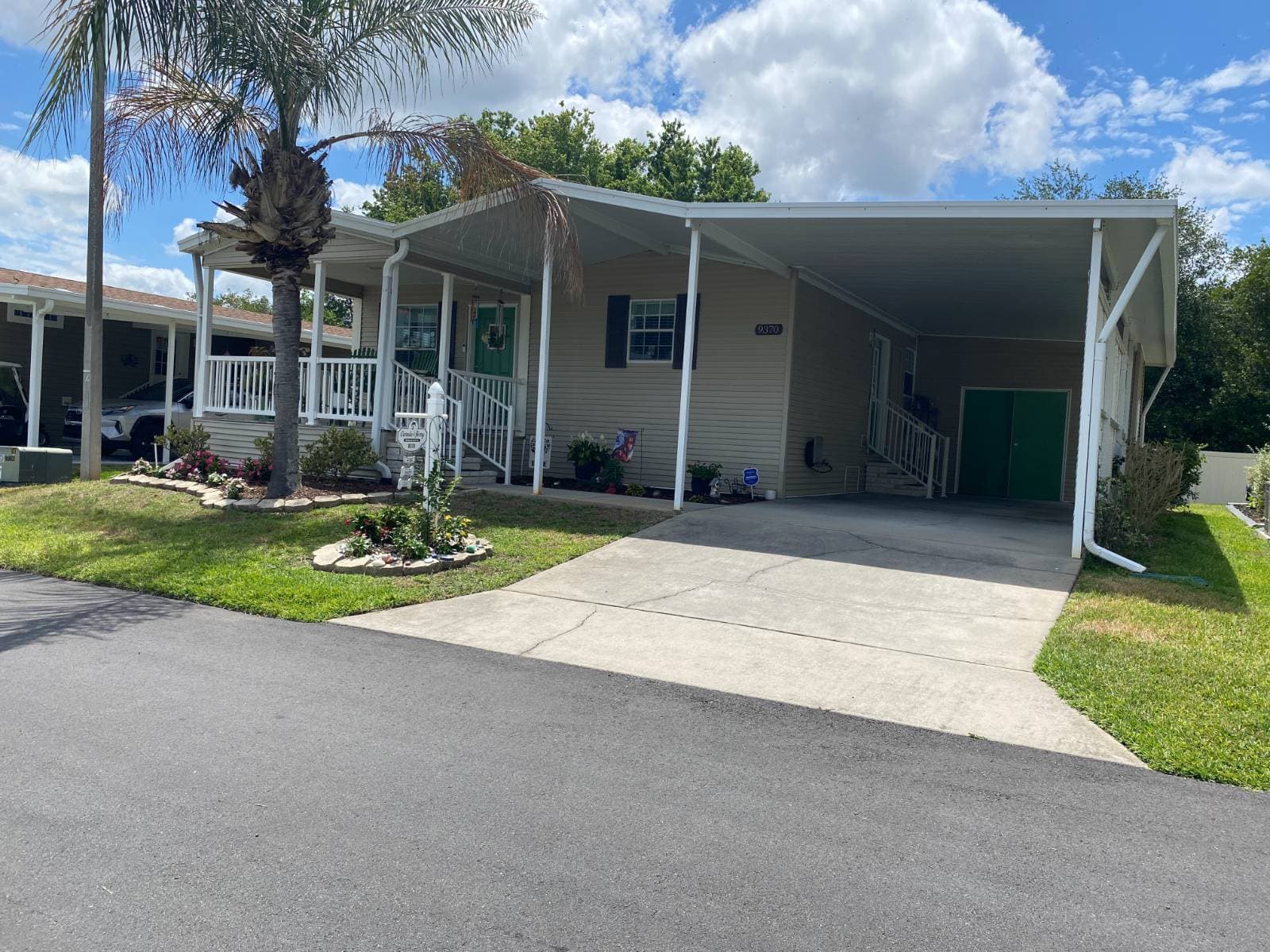 Manufactured home in Lakeland, FL 33810