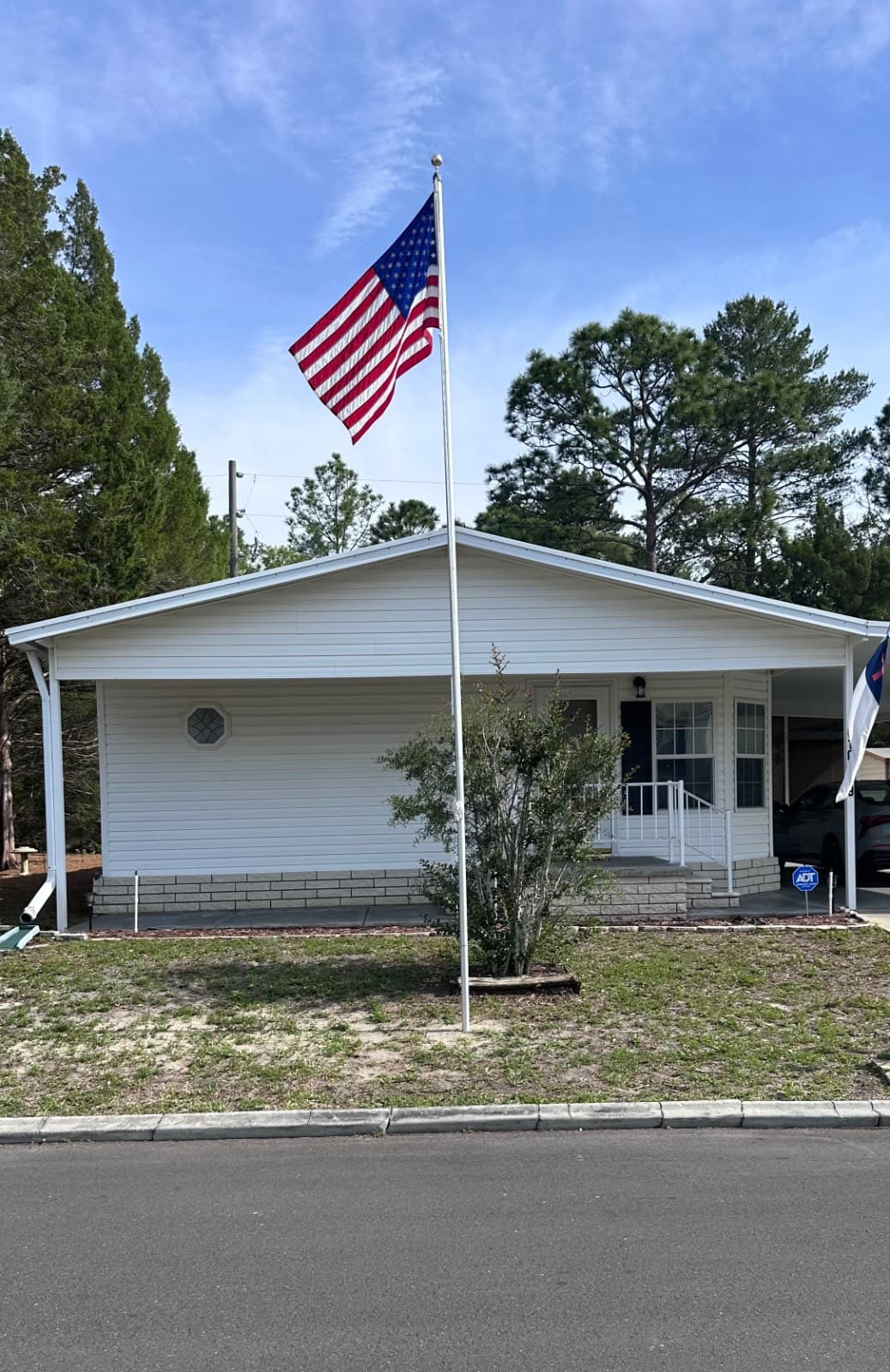 Manufactured home in Brooksville, FL 34614