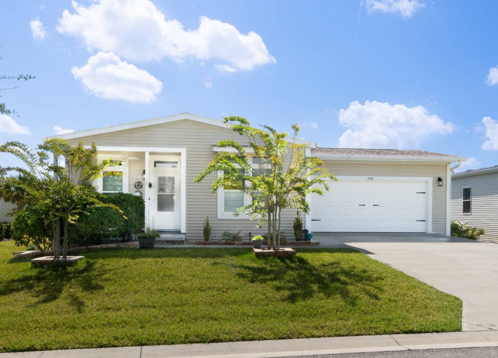 Manufactured home in Ormond Beach, FL 32174