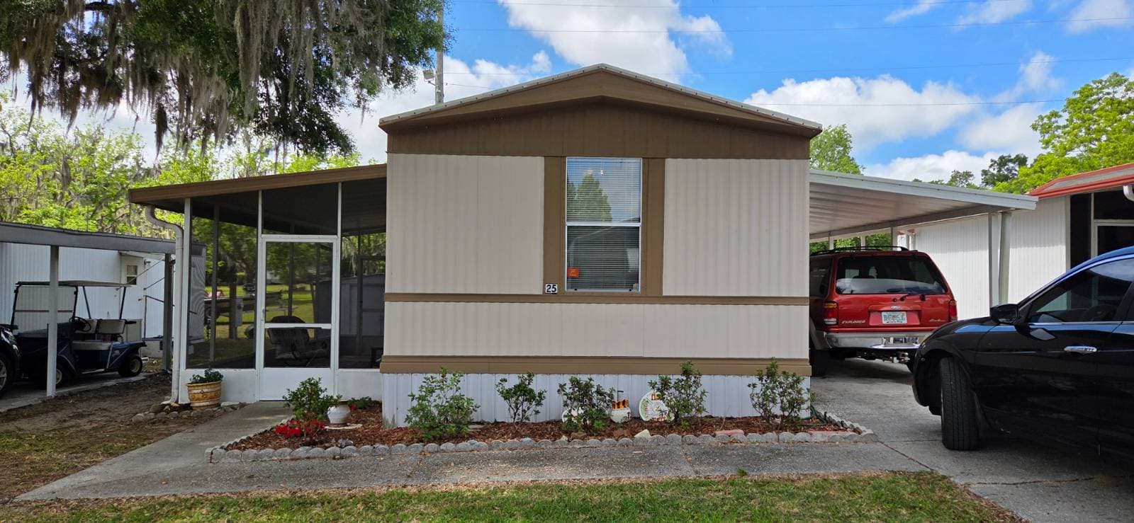 Manufactured home in Inverness, FL 34453