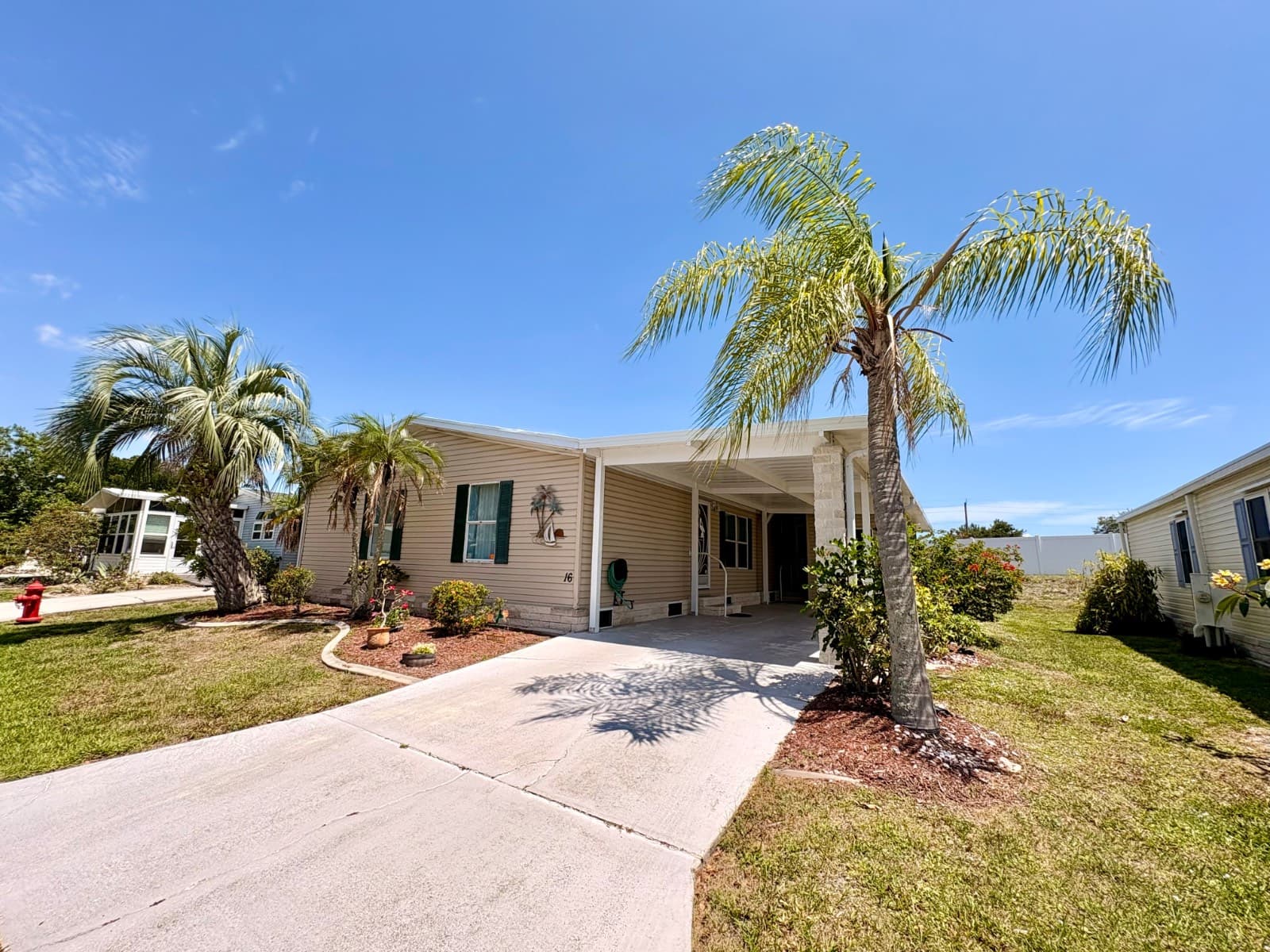 Manufactured home in Punta Gorda, FL 33982