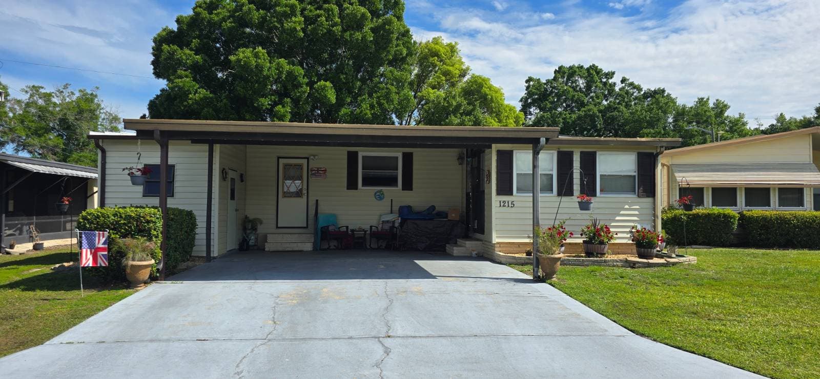 Manufactured home in Lakeland, FL 33803