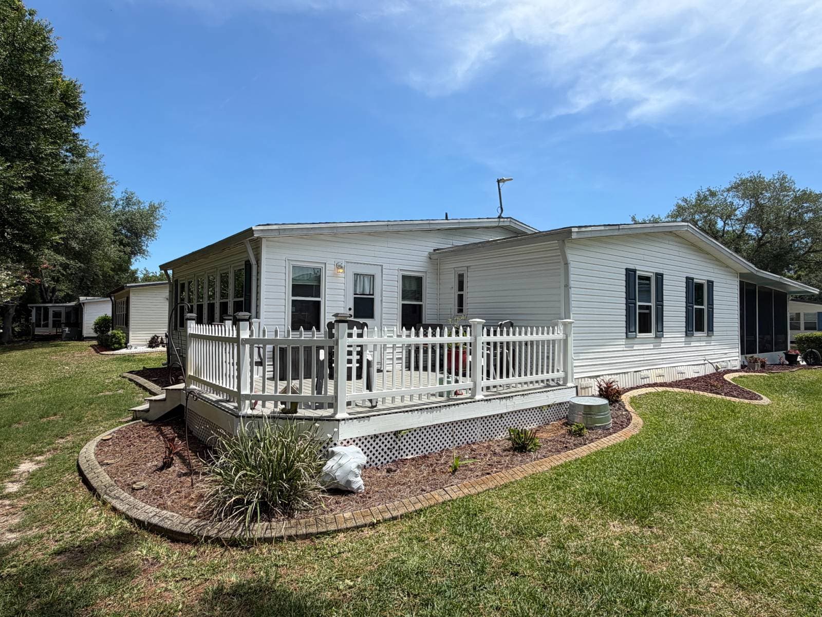 Manufactured home in Ormond Beach, FL 32174