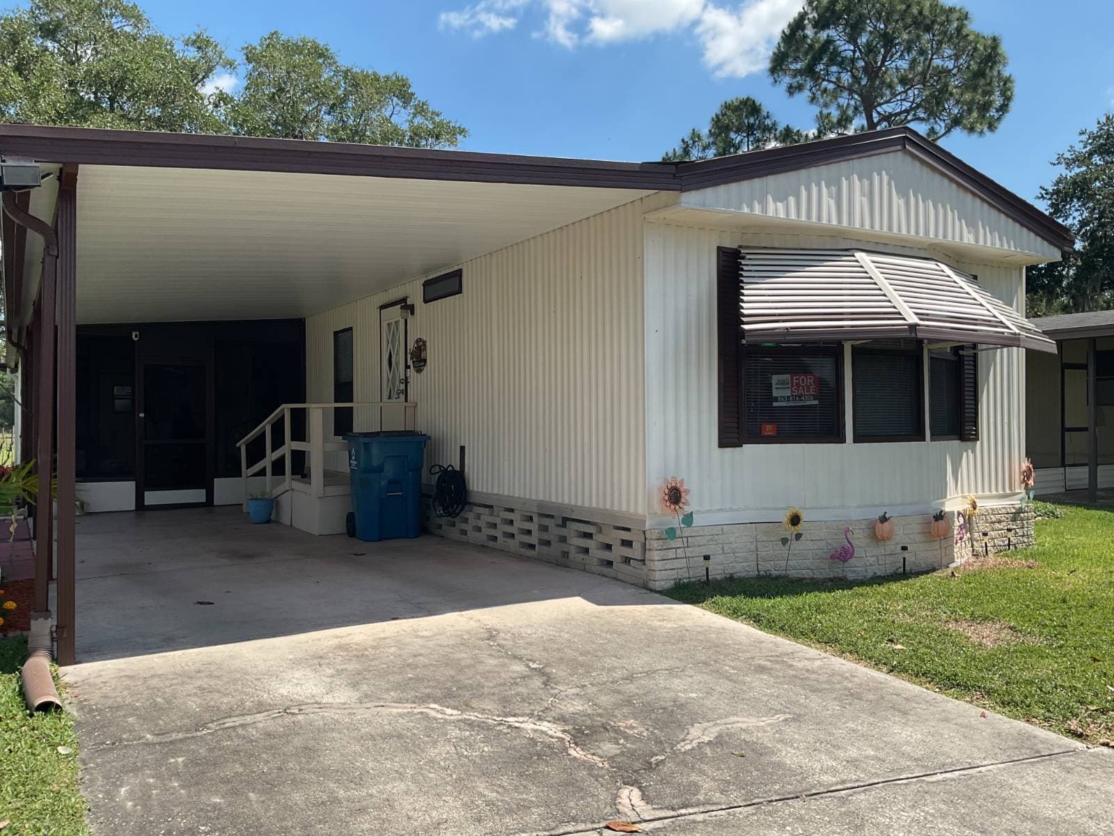 Manufactured home in Lakeland, FL 33801