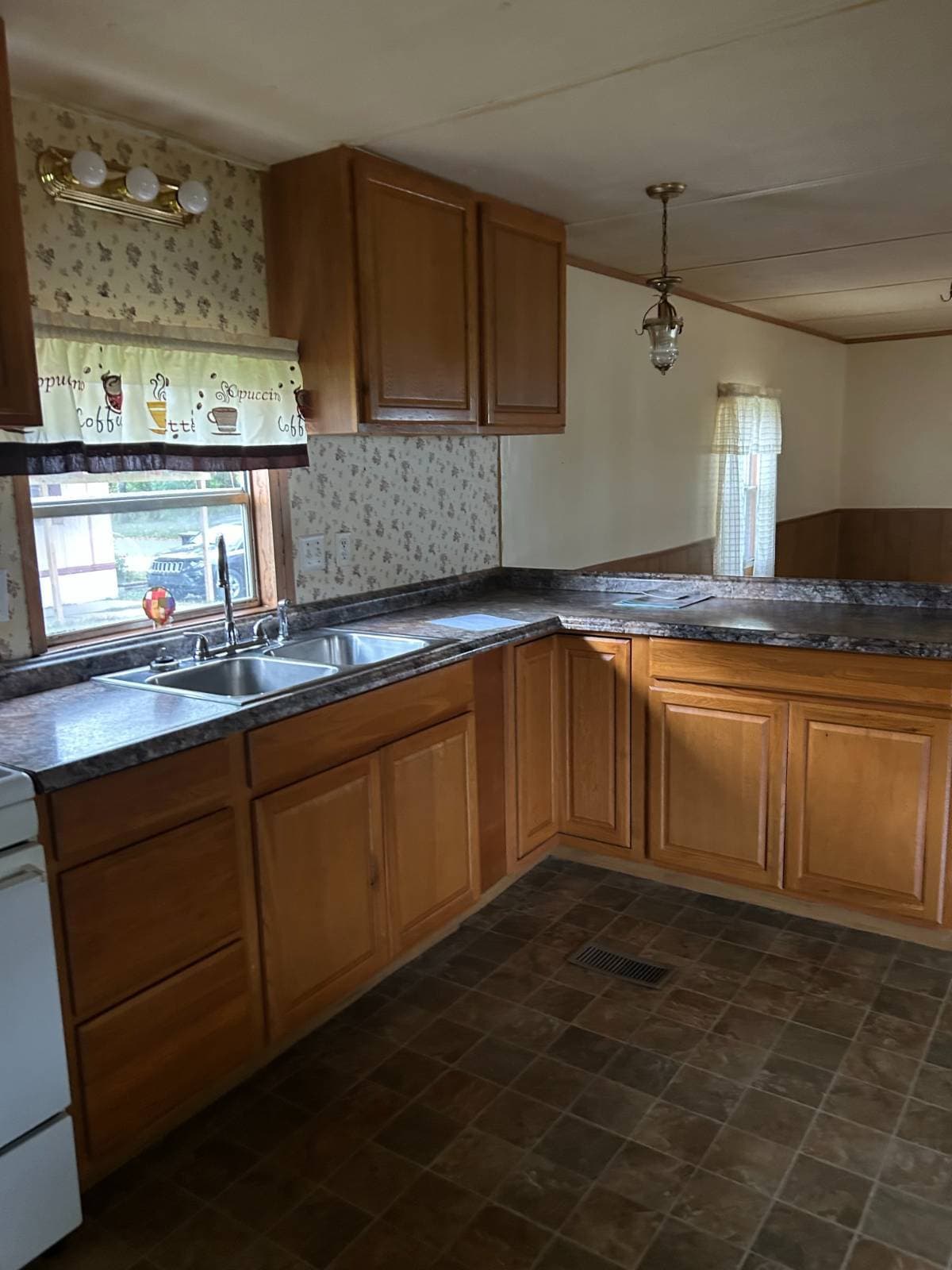 Manufactured home in La Porte, IN 46350