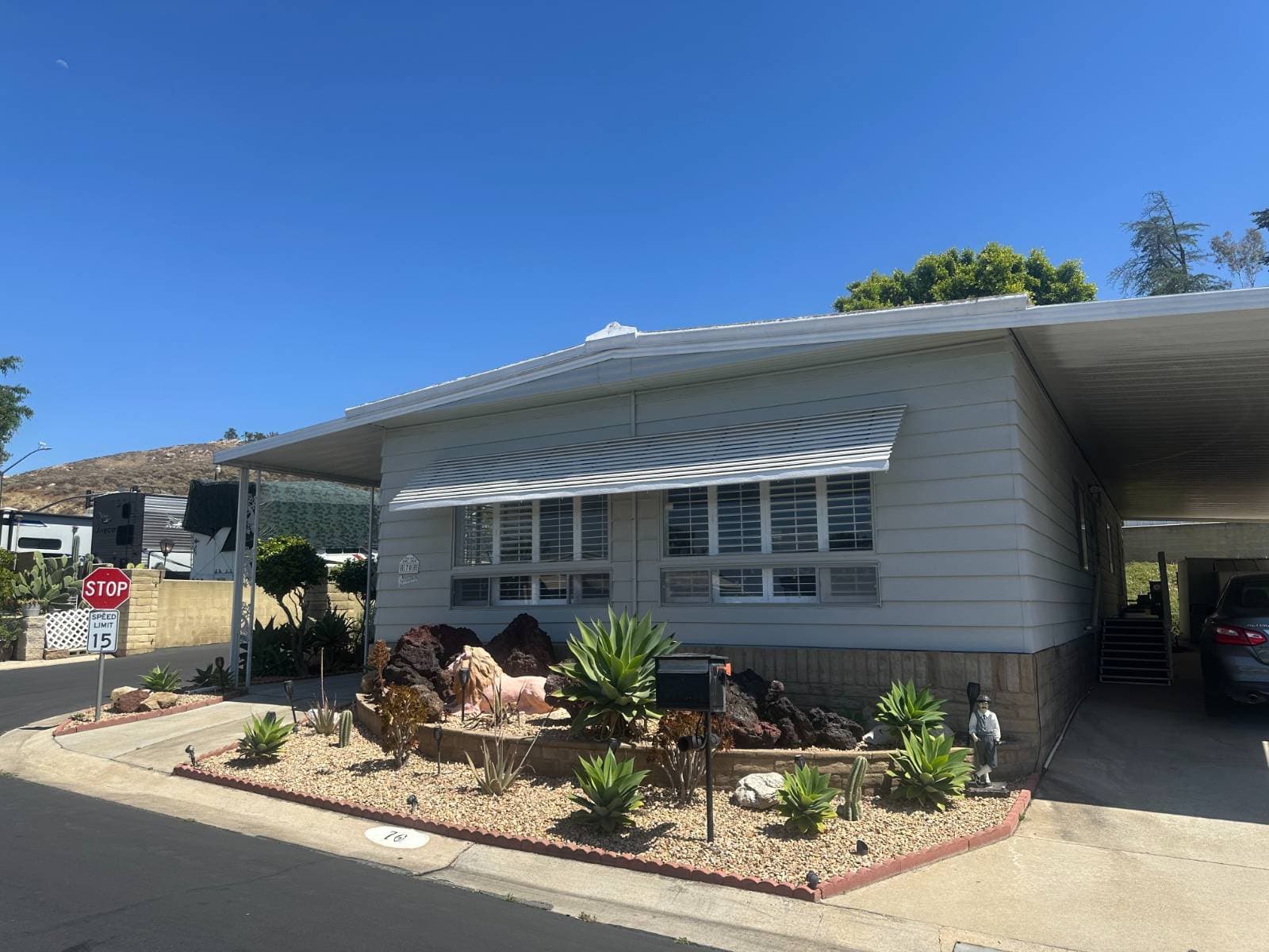 Manufactured home in Riverside, CA 92503