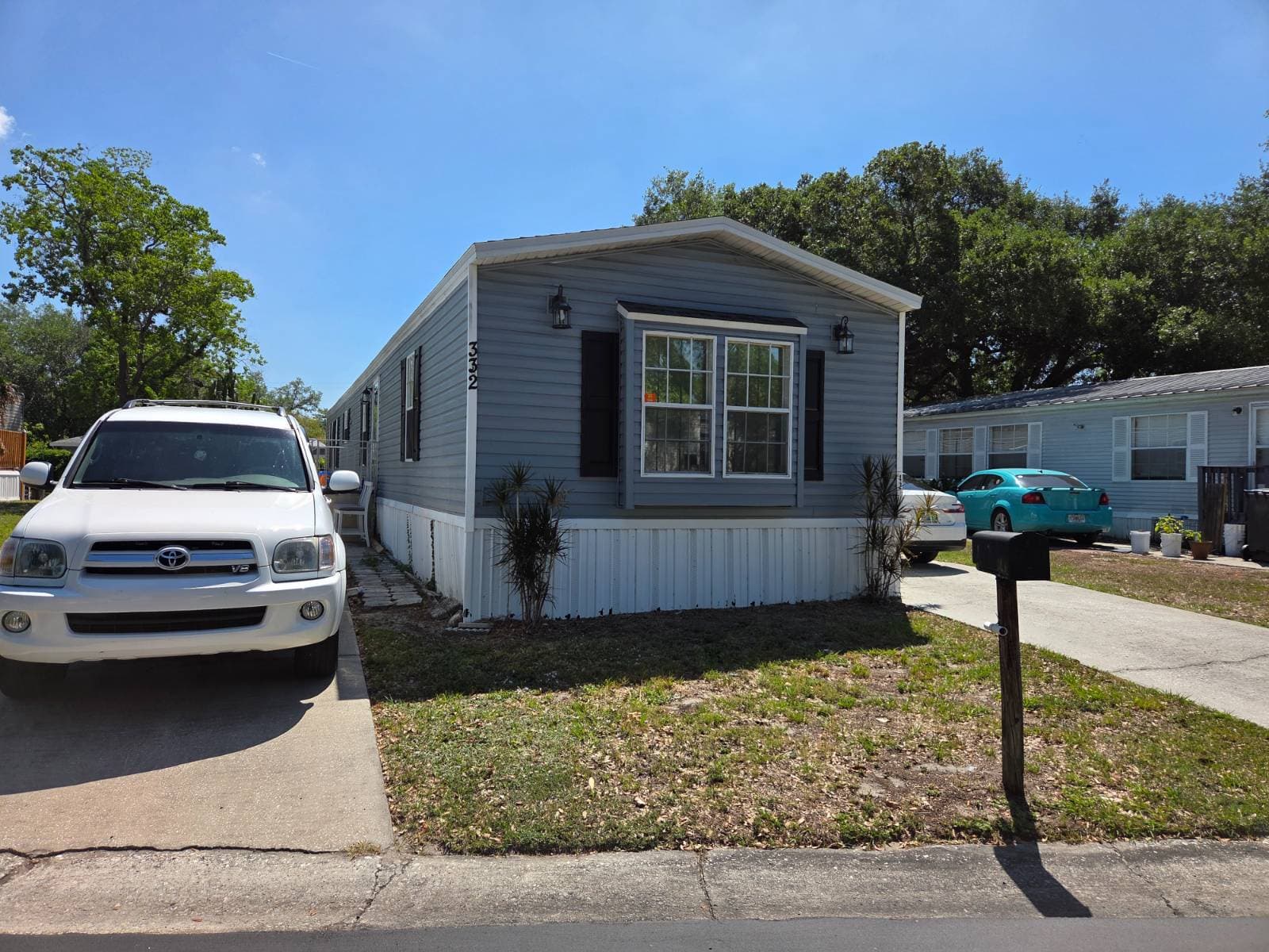 Manufactured home in Tampa, FL 33619