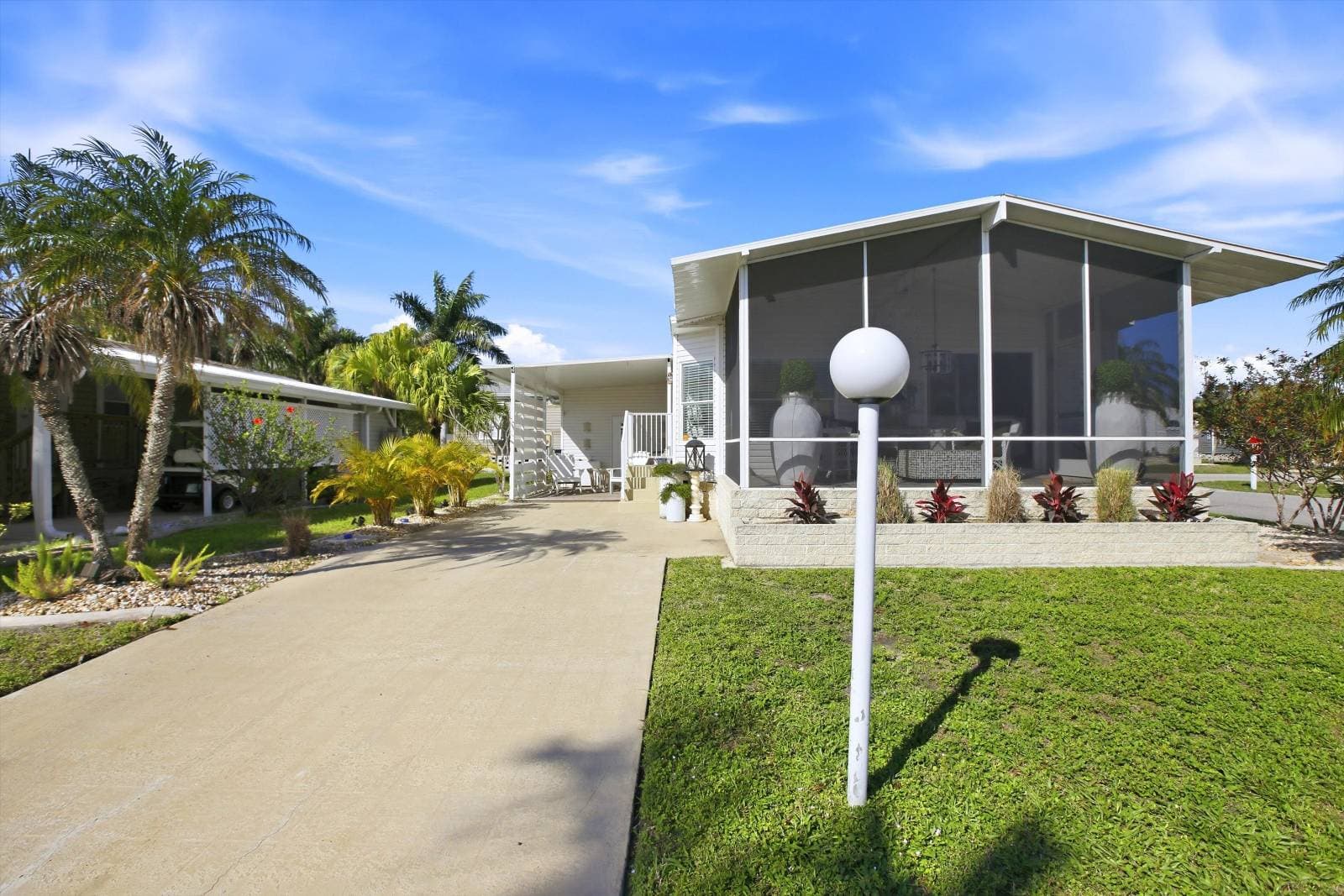 Manufactured home in PUNTA GORDA, FL 33950