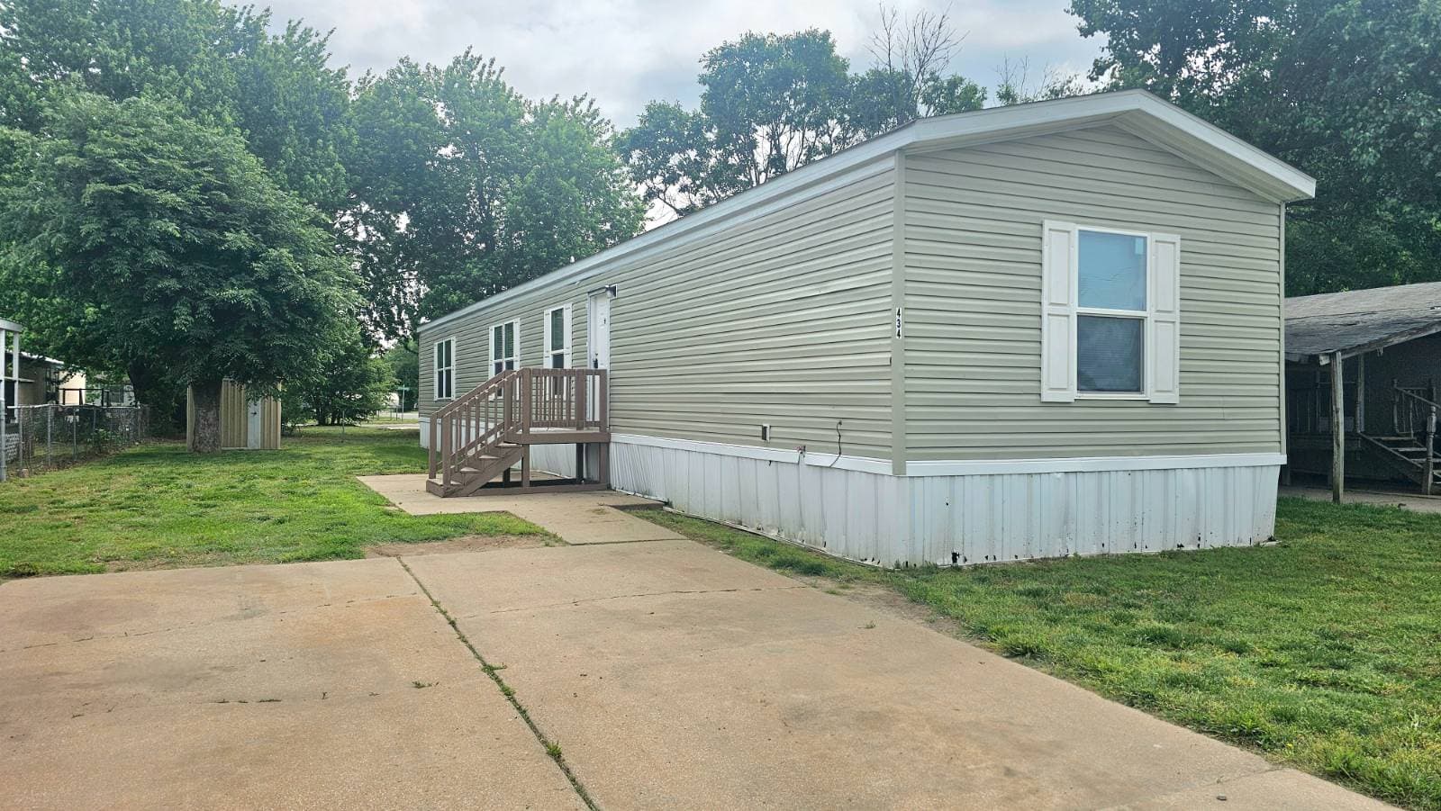 Manufactured home in Wichita, KS 67216