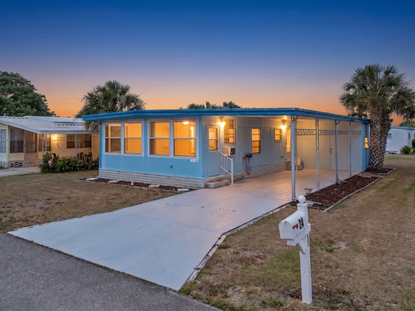 Manufactured home in HAINES CITY, FL 33844