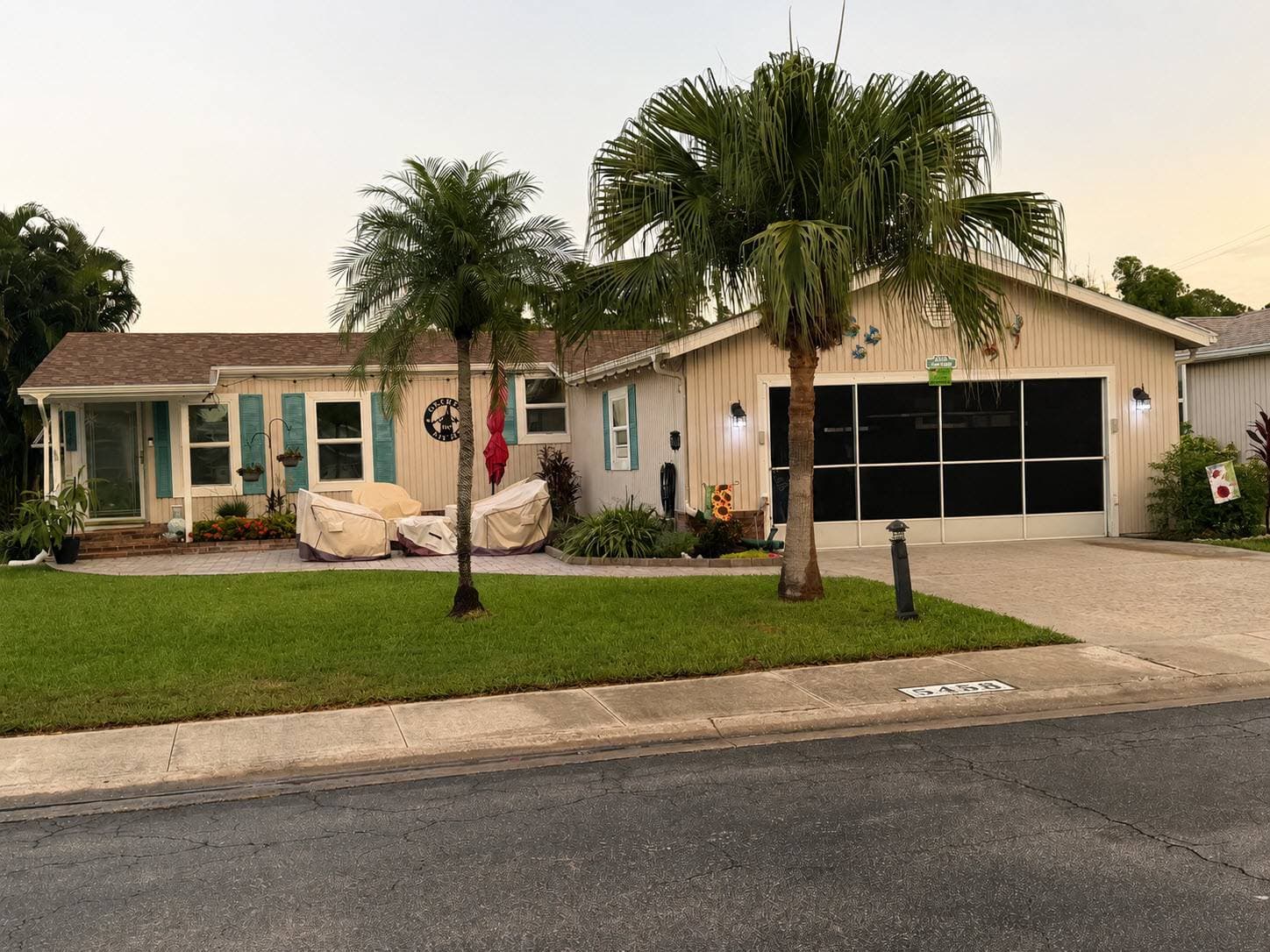 Manufactured home in North Fort Myers, FL 33903