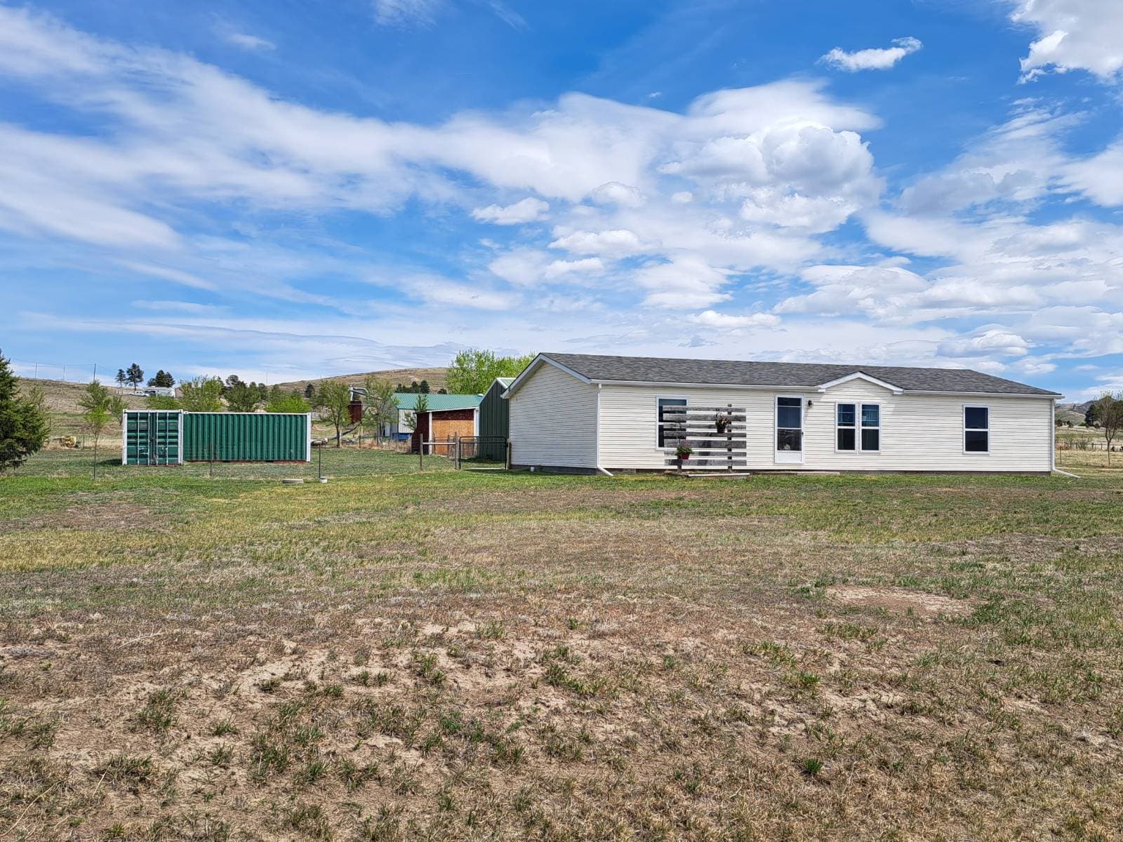 Manufactured home in Chadron, NE 69337