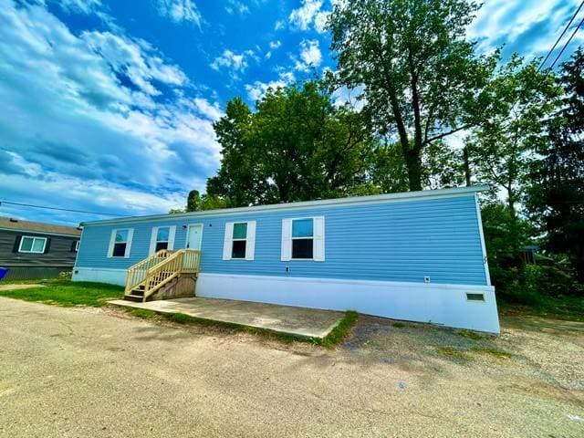 Manufactured home in Cincinnati, OH 45231